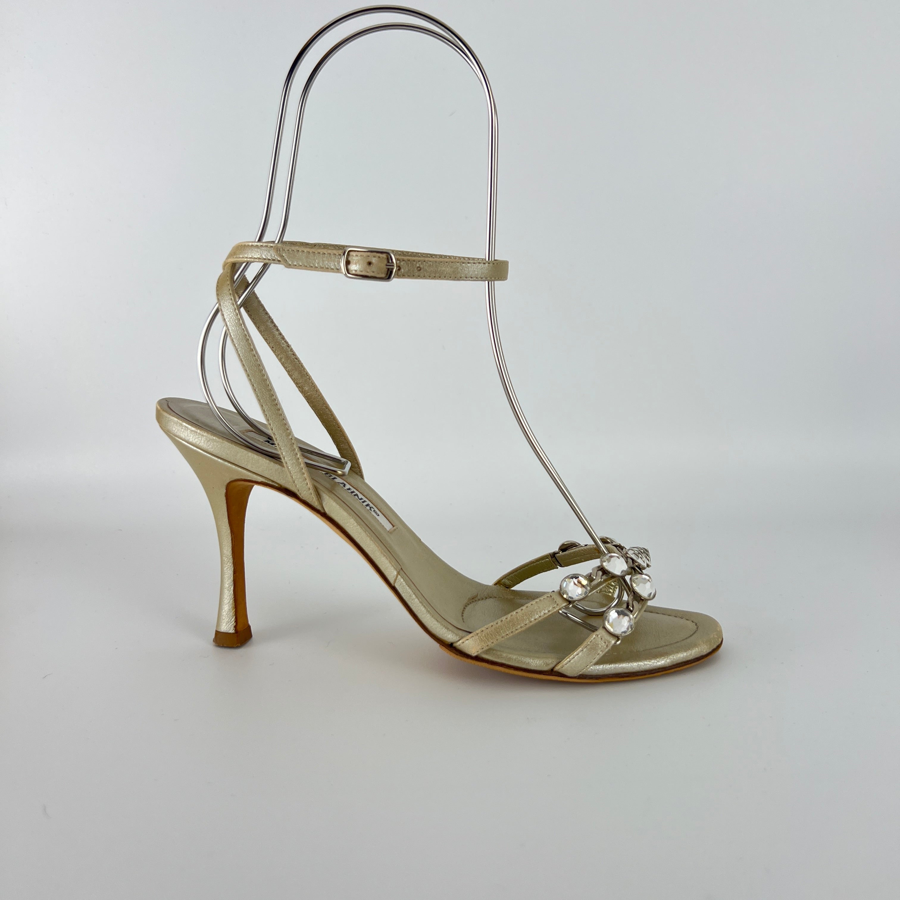 Manolo Blahnik | Ivory Pearl Leather Crystal Ankle Wrap Sandal Heels (36.5)