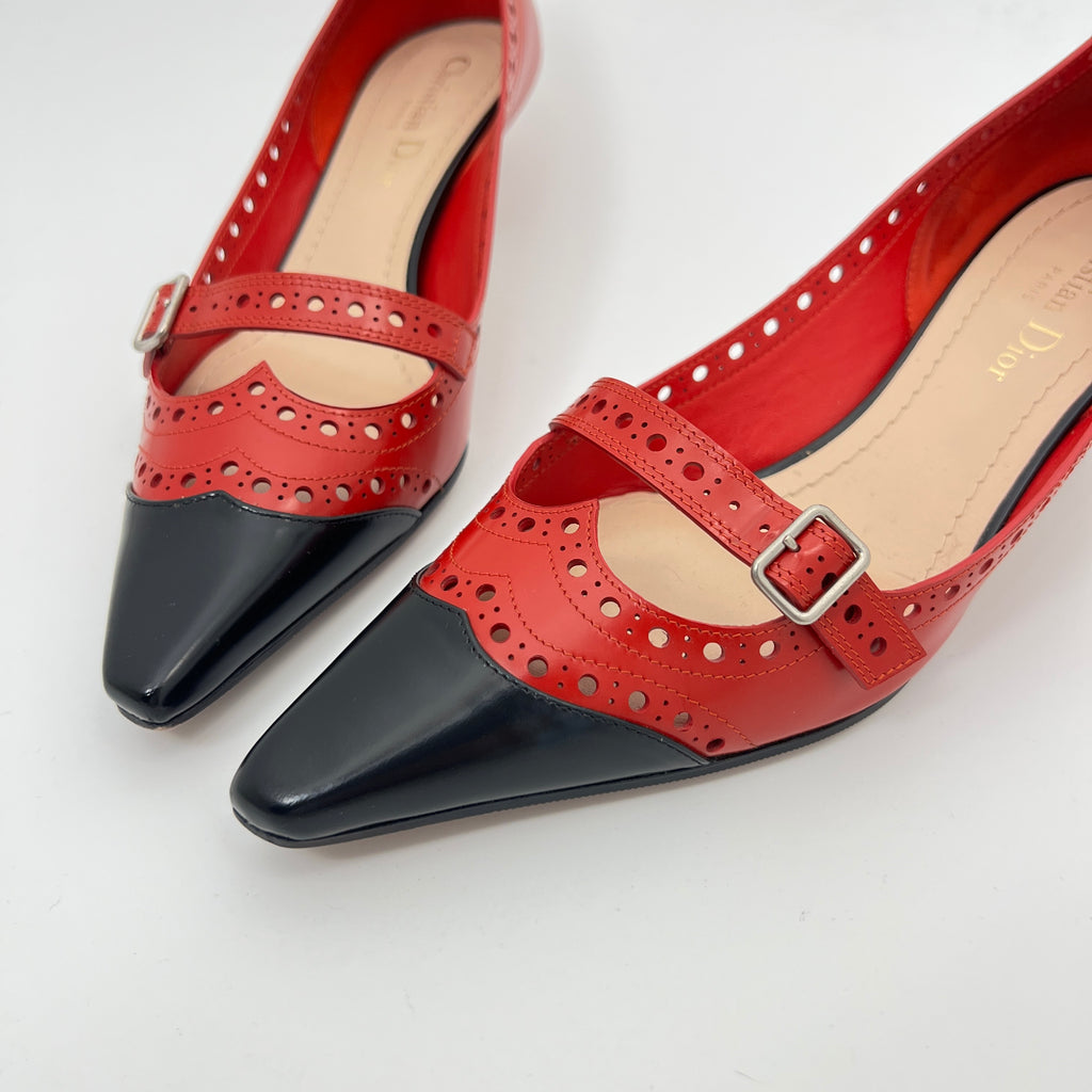 Dior | Spectadior Red Black Calfskin Kitten Heel Pump Pointed Brogue (37.5)