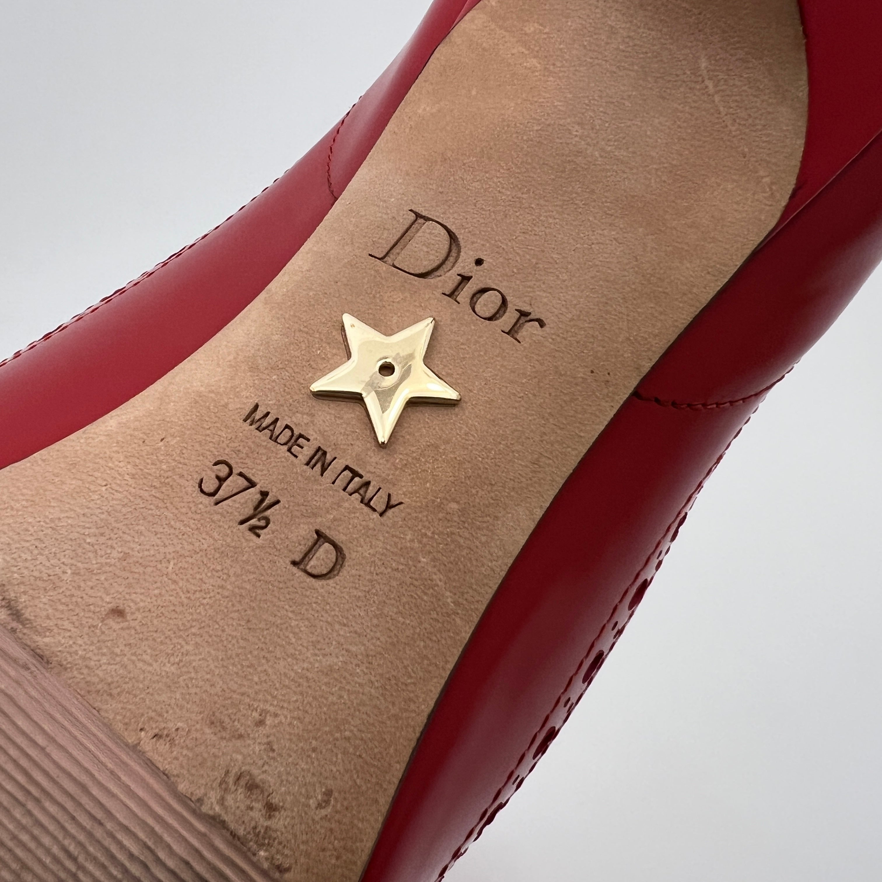 Dior | Spectadior Red Black Calfskin Kitten Heel Pump Pointed Brogue (37.5)
