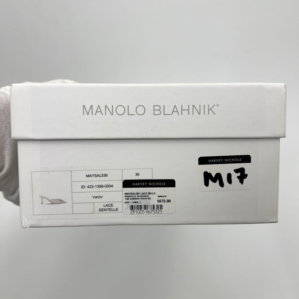 Manolo Blahnik | Maysalebi 70 Ivory Lace Dentelle Crepe de Chine Bridal Mules (36)