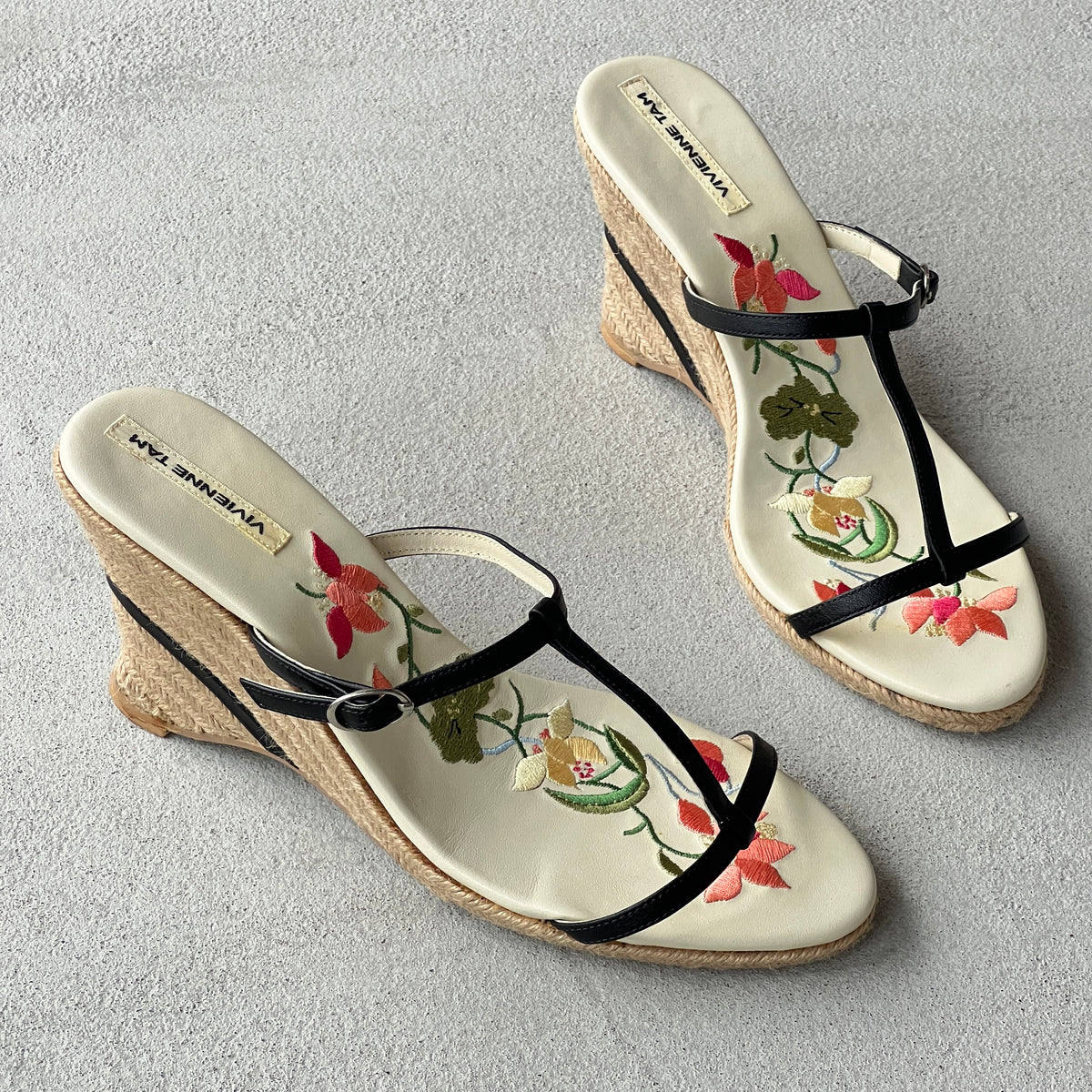 Vivienne Tam | Vintage Floral Embroidery Black Leather Burlap Wedge Heels (38)
