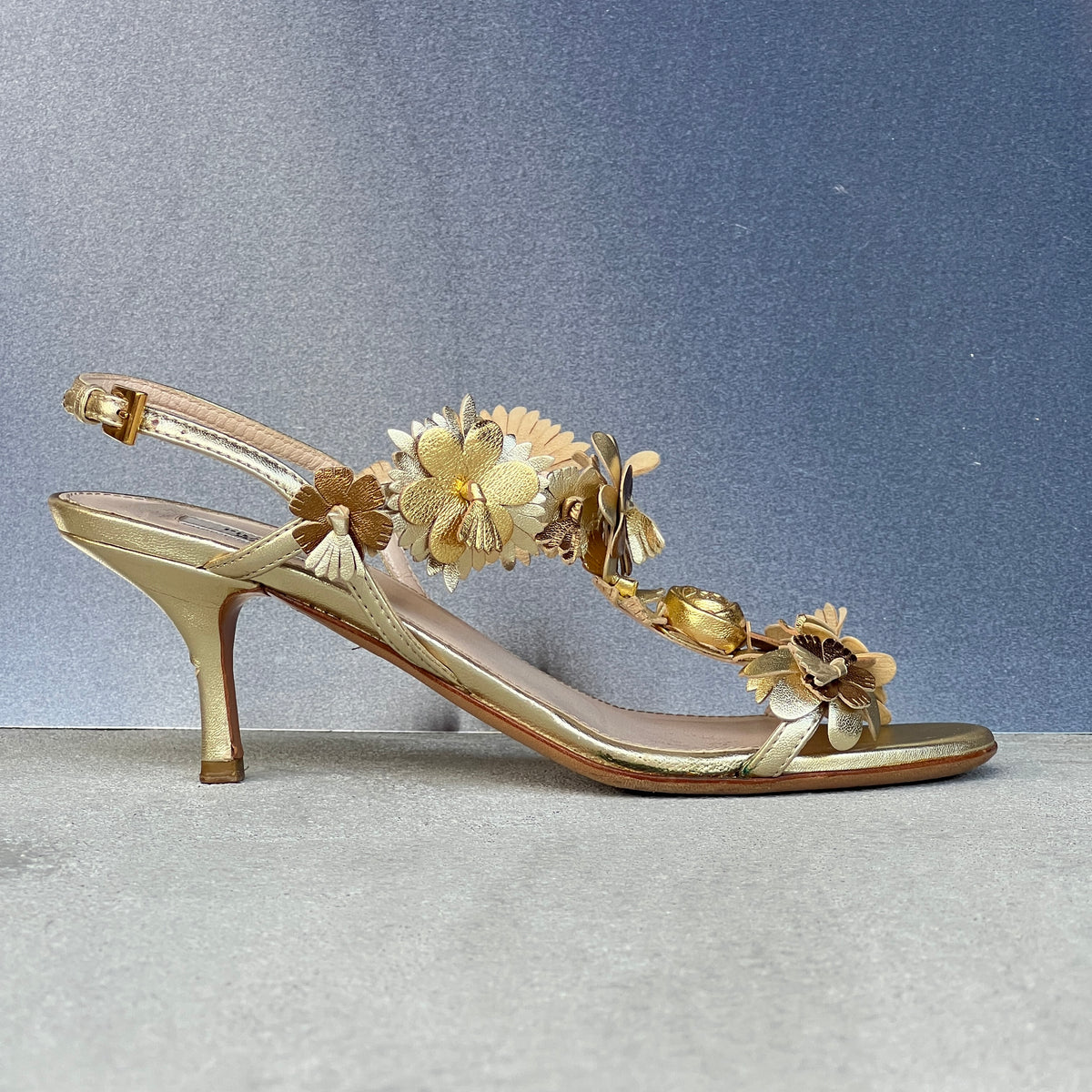 Prada | 2007 Silk Garden Archival Gold Metallic Leather Flower Applique Sandal Heels (35.5)