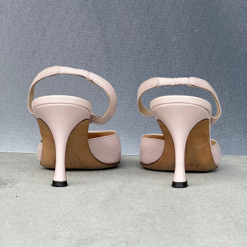 Manolo Blahnik | Carolyne Baby Pink Leather Pointed Toe Slingback Heels (37.5)
