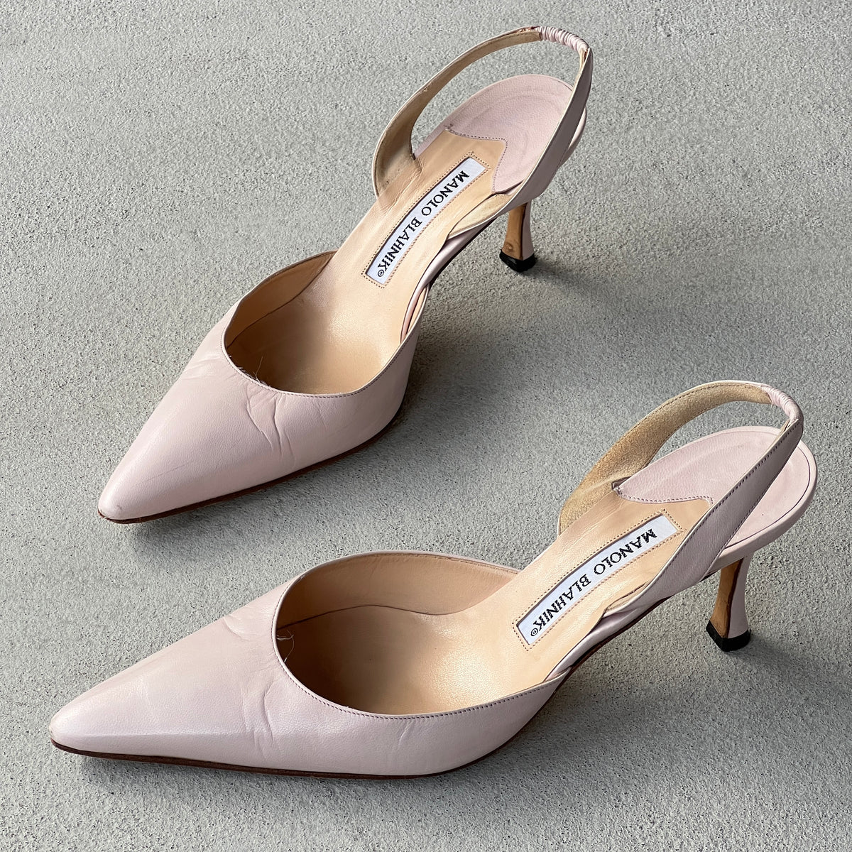 Manolo Blahnik | Carolyne Baby Pink Leather Pointed Toe Slingback Heels (37.5)