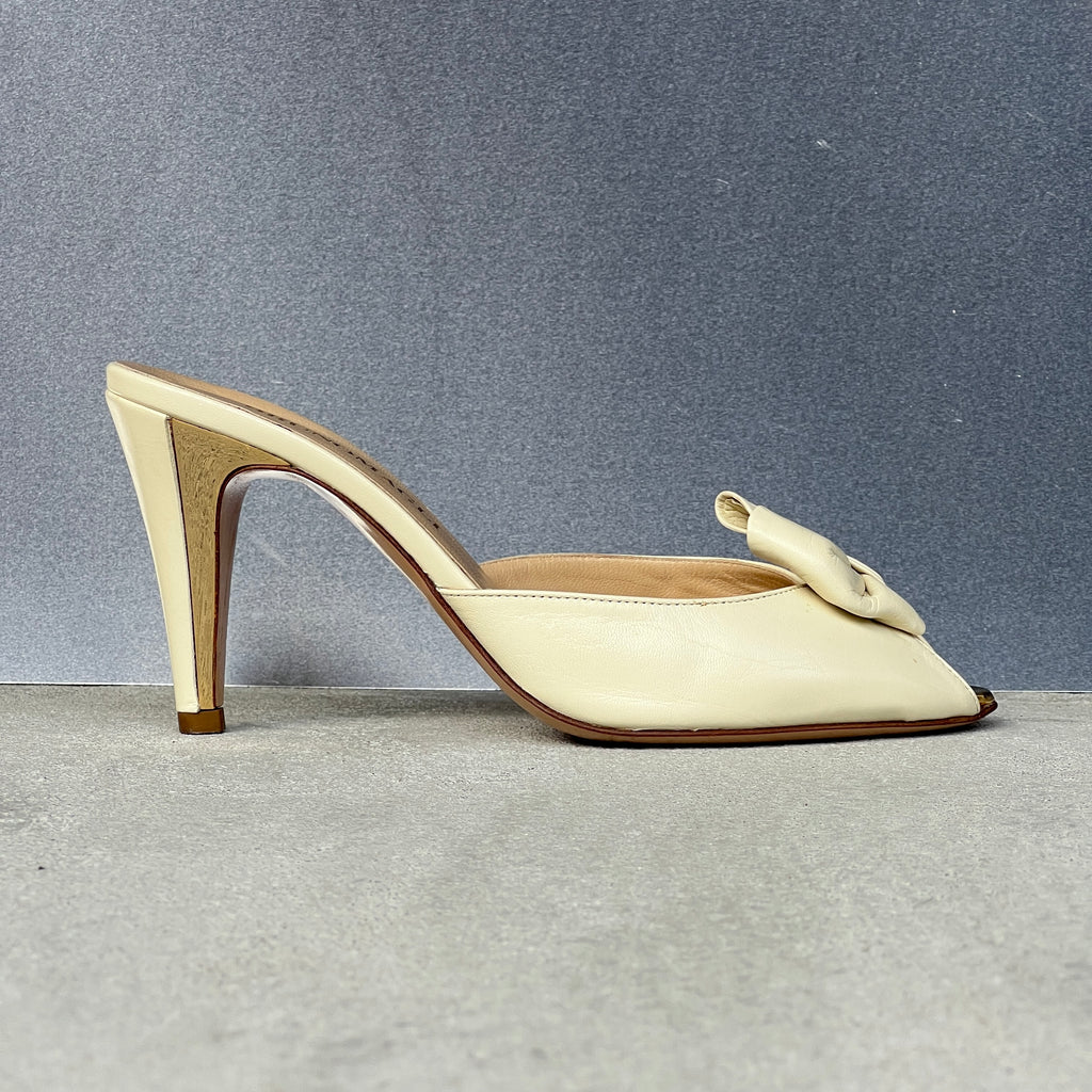 Bruno Magli | White Leather Bow Gold Metallic Heel Slide Mules (35.5)