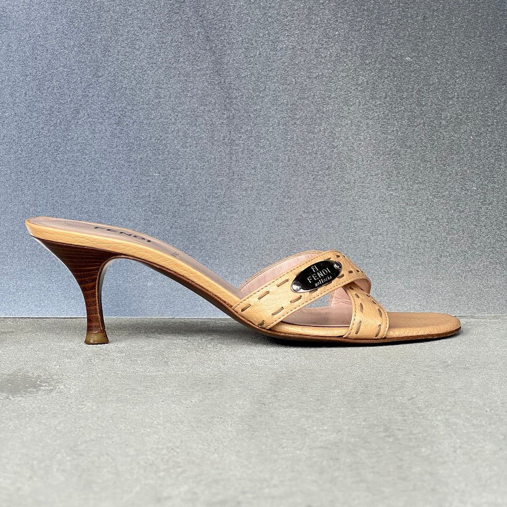 Fendi | Selleria Tan Peach Leather Silver Logo Plate Slide Mules (36)