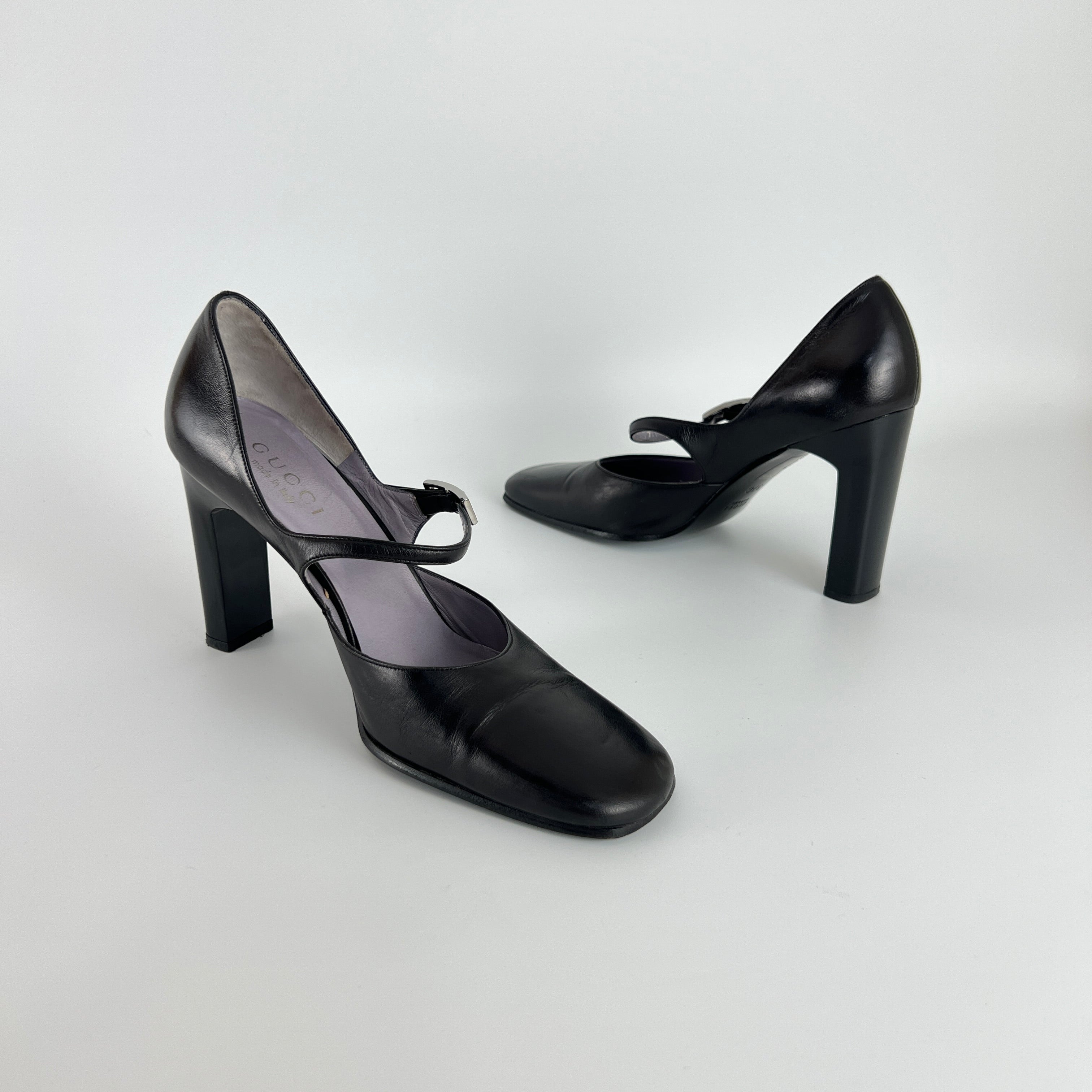 Gucci | Black Calf Leather Mary Jane Silver Buckle Heels (37C)