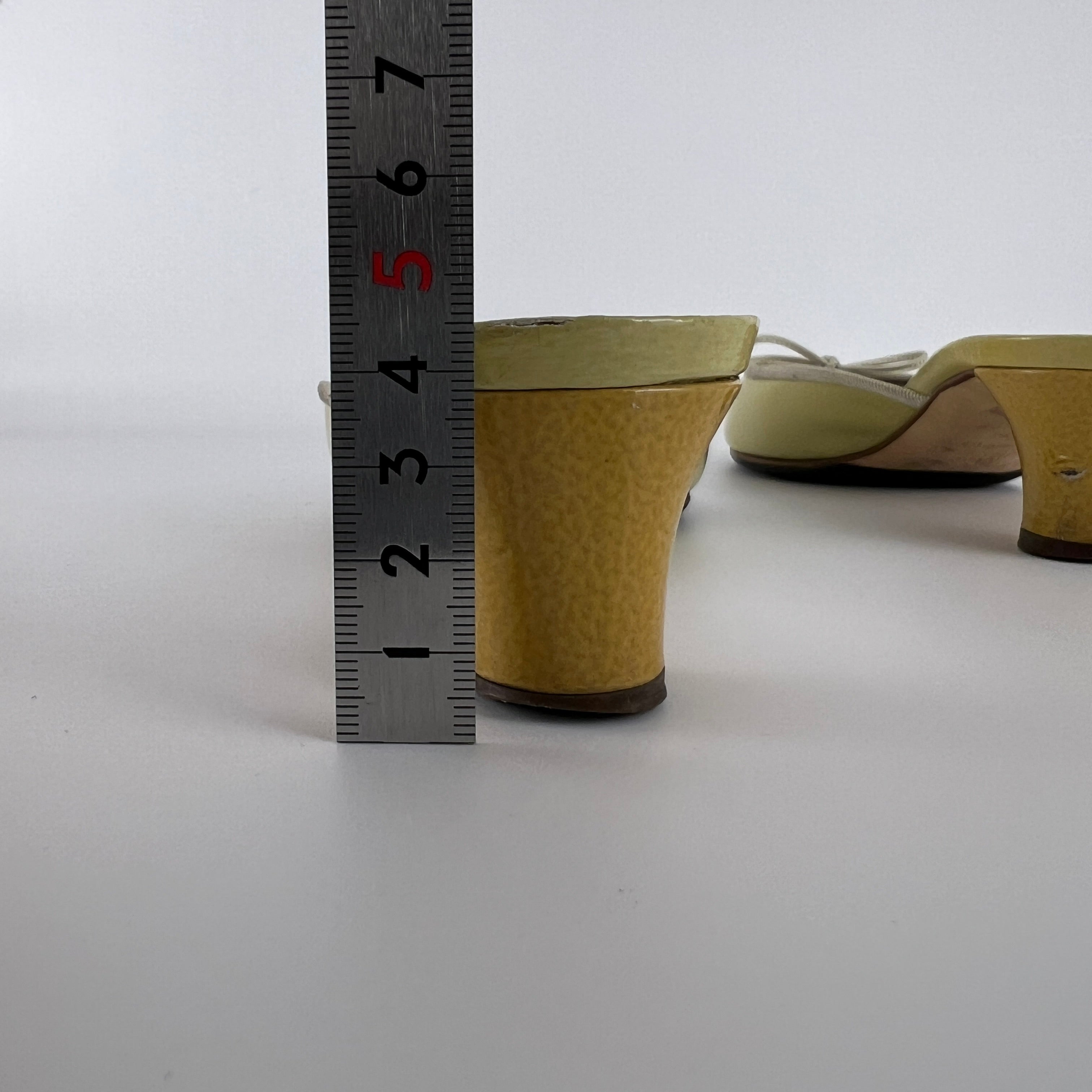 Chanel | Vintage Yellow Orange CC Logo Patent Leather Closed Toe Mule (39C)