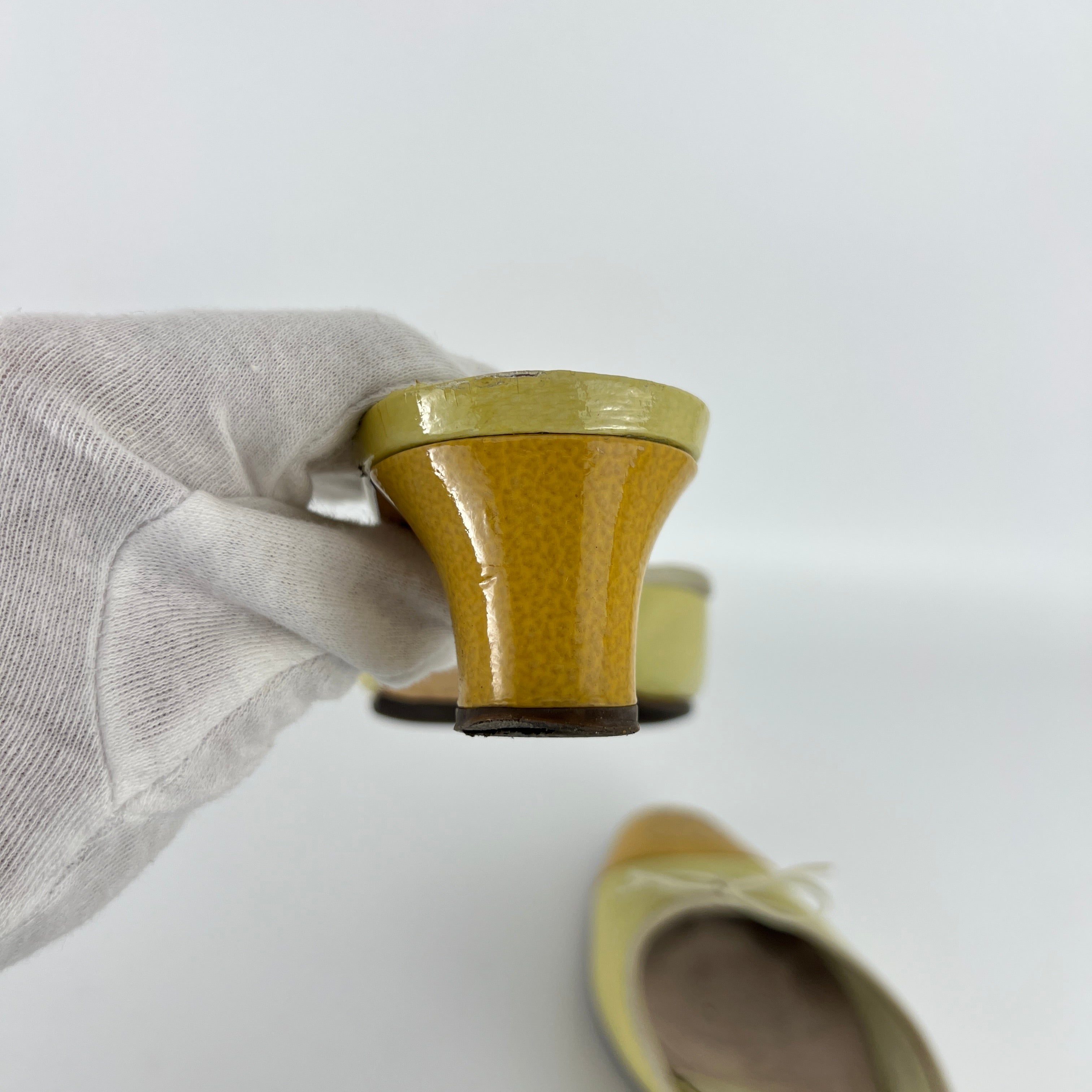 Chanel | Vintage Yellow Orange CC Logo Patent Leather Closed Toe Mule (39C)
