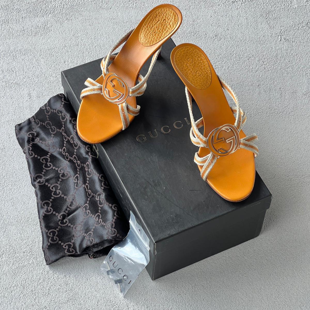 Gucci | Vintage Tom Ford Era Orange Interlocking G Strappy Slide Mules (36)