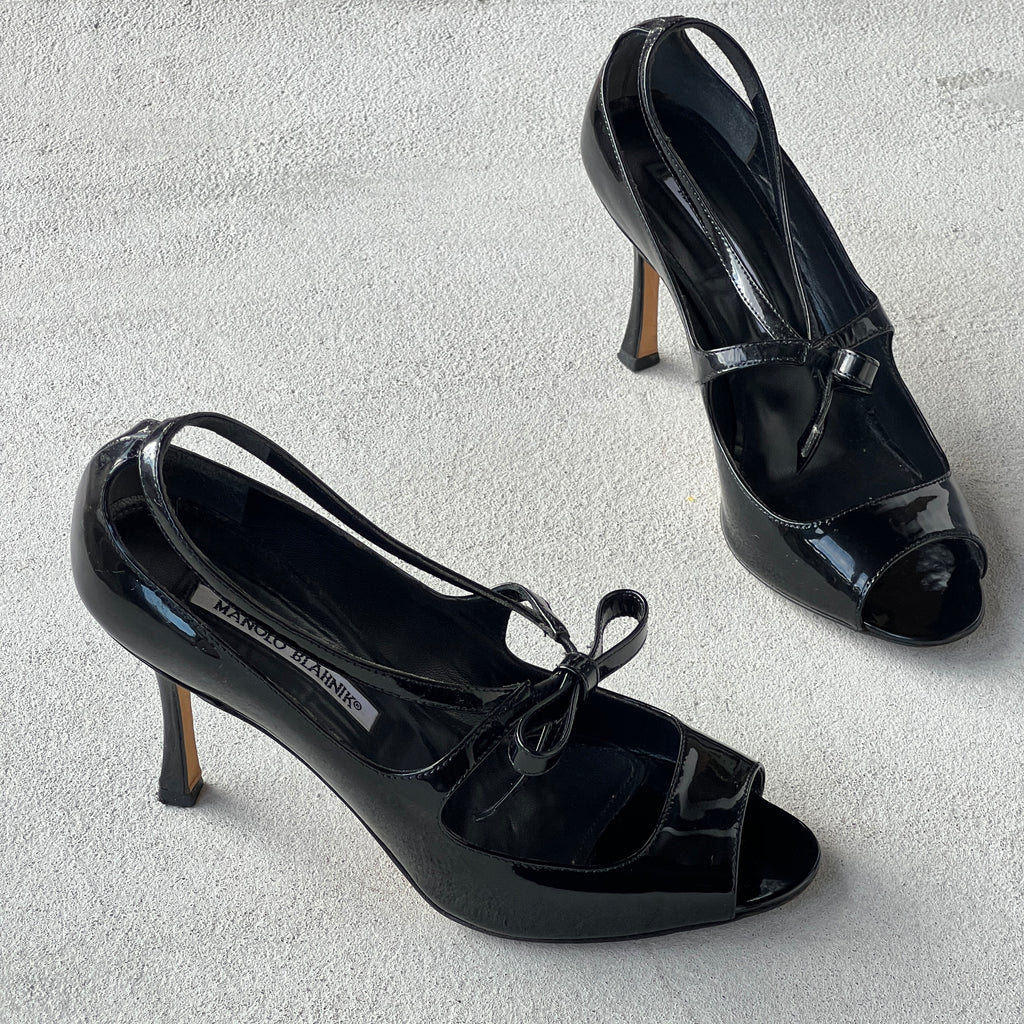 Manolo Blahnik | Black Patent Leather Bow Sandal Heels (38)