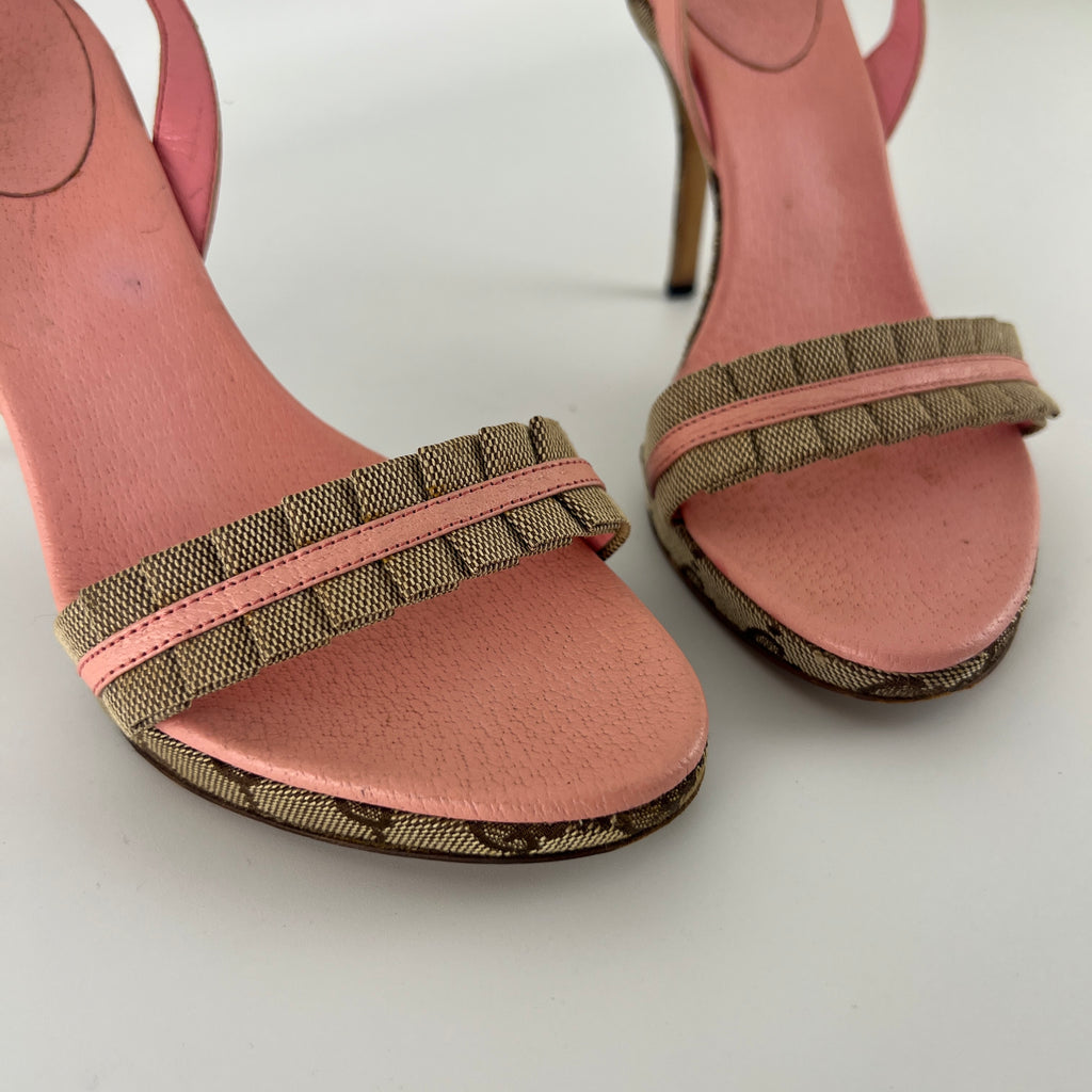Gucci | Vintage Y2K Pink Leather Tan GG Monogram Pattern Slingback Heels (37.5)