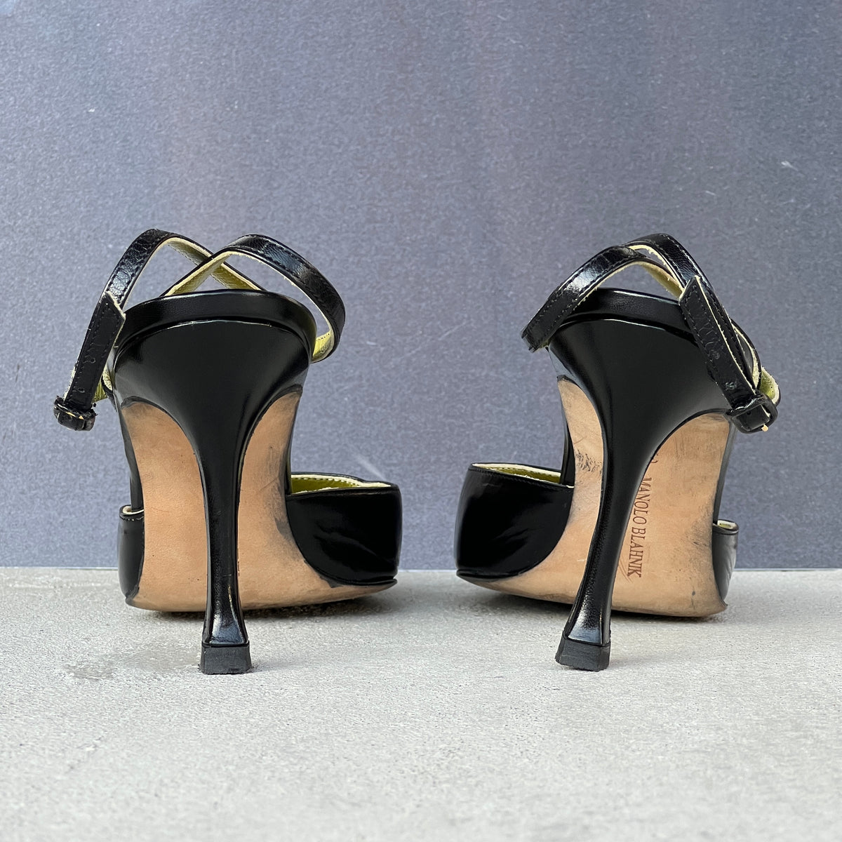 Manolo Blahnik | Vintage Black Leather Green Insole Ankle Wrap Pointed Toe Heels (37)