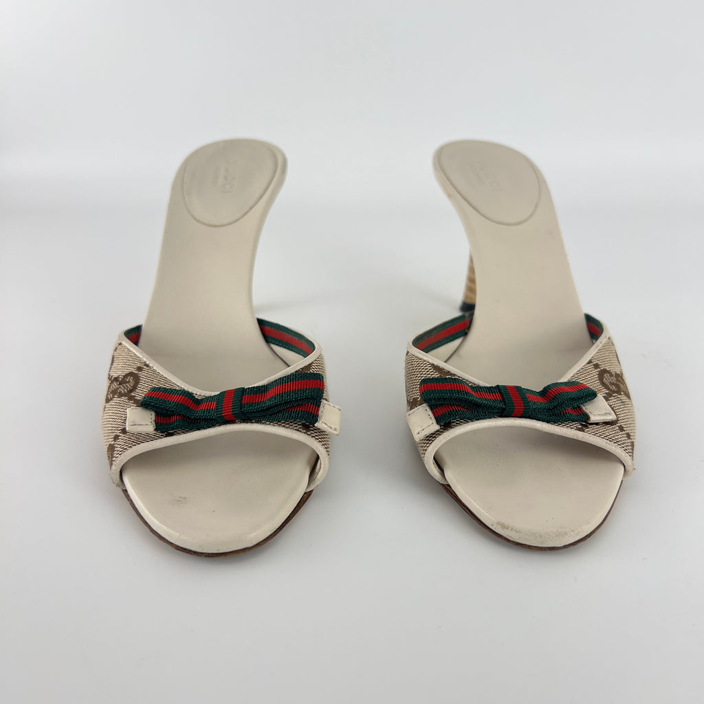 Gucci | Tom Ford Era GG Monogram Red Green Bow Mules (34.5)