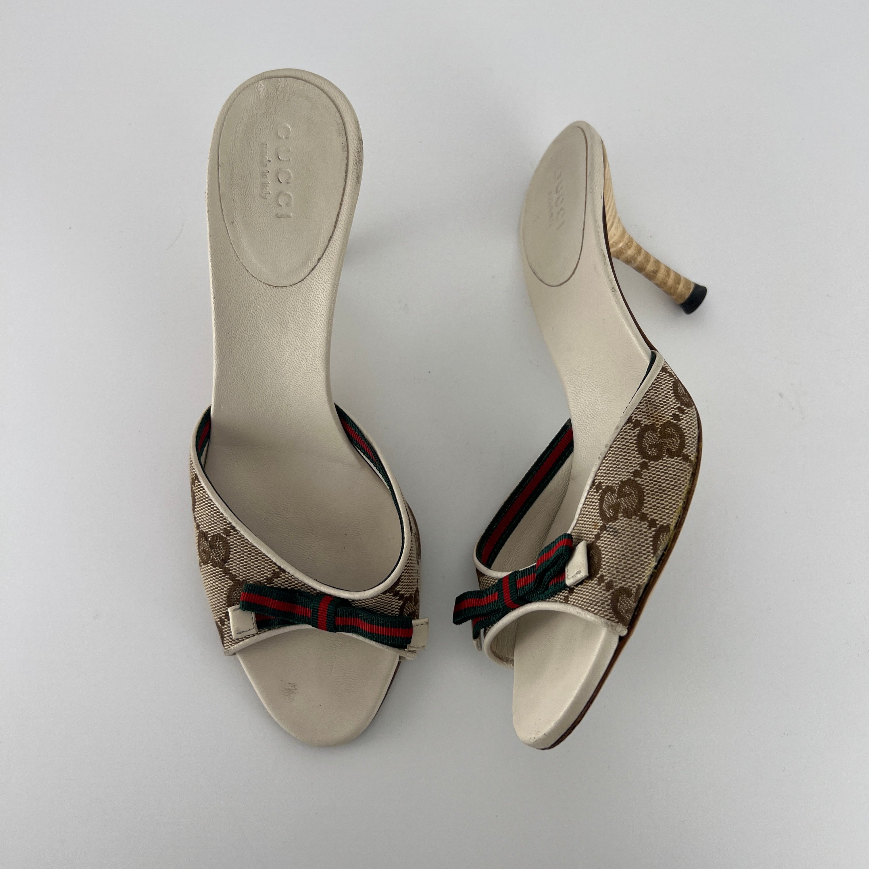 Gucci | Tom Ford Era GG Monogram Red Green Bow Mules (34.5)