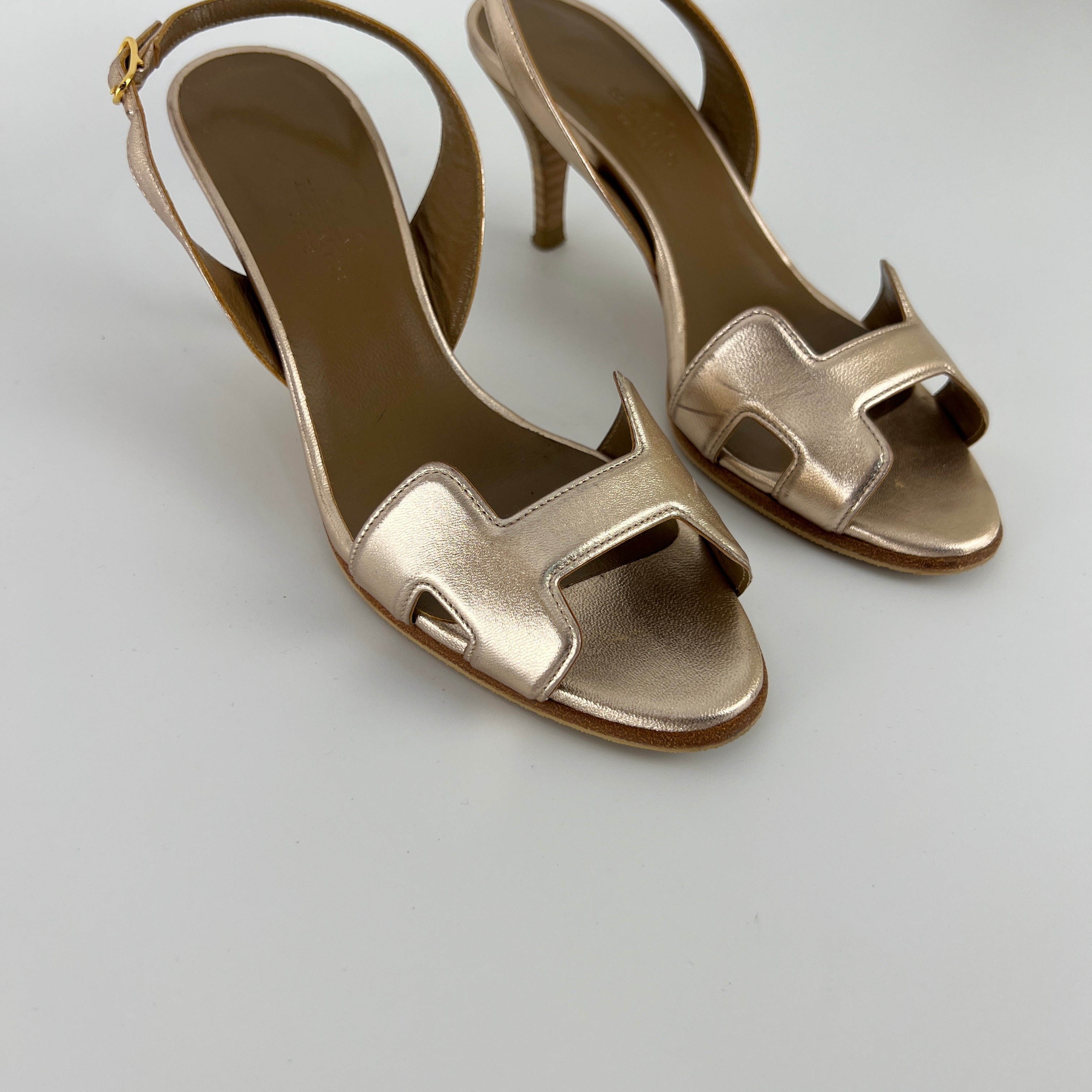 Hermes | Night 70 Metallic Gold H Logo Slingback Stiletto Heels (35)