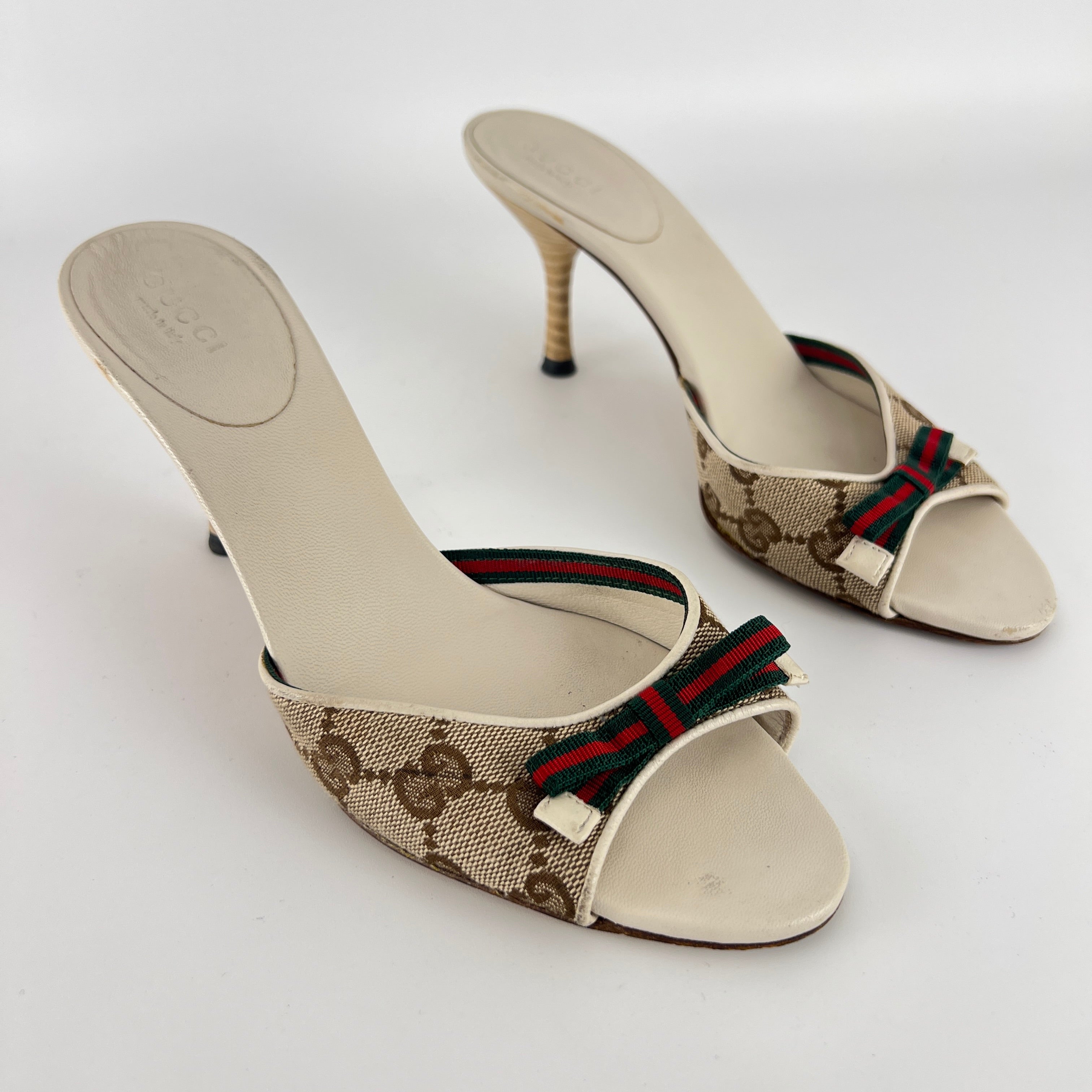 Gucci | Tom Ford Era GG Monogram Red Green Bow Mules (34.5)