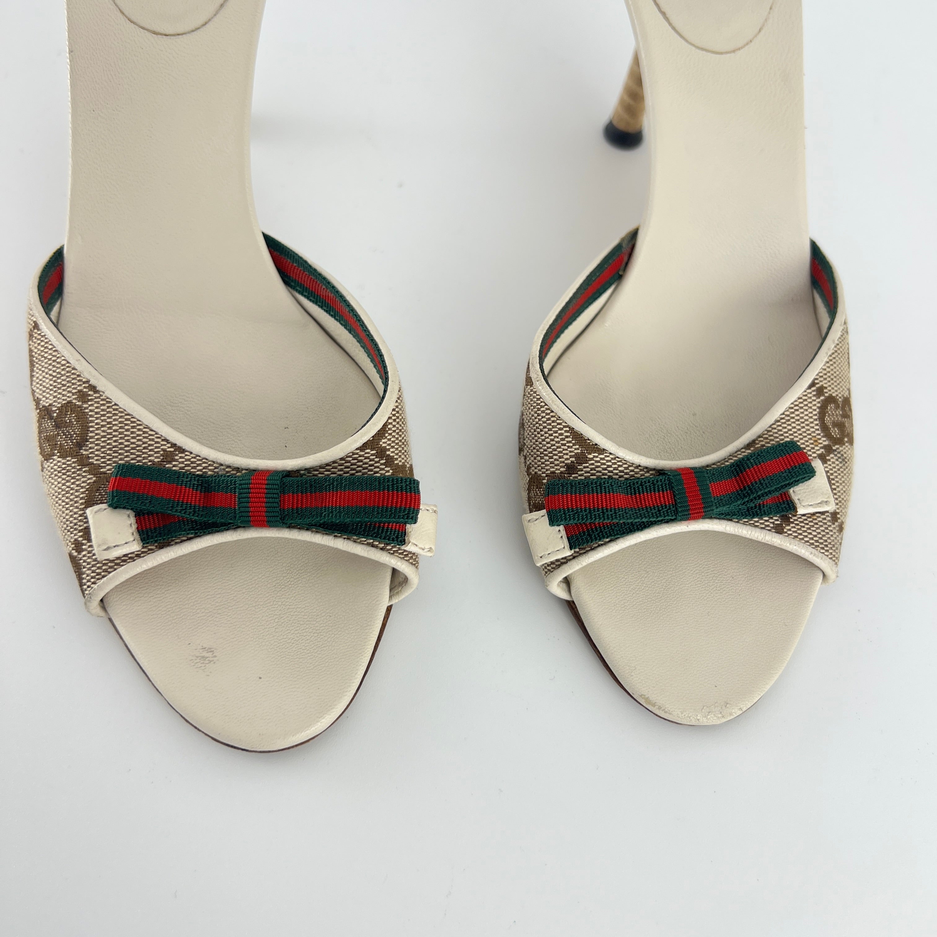 Gucci | Tom Ford Era GG Monogram Red Green Bow Mules (34.5)