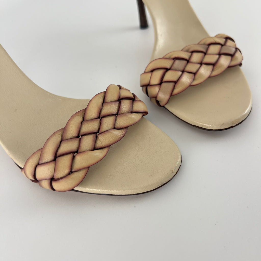Gucci | Tom Ford Era Creme Leather Braided Strap Mule (36.5)
