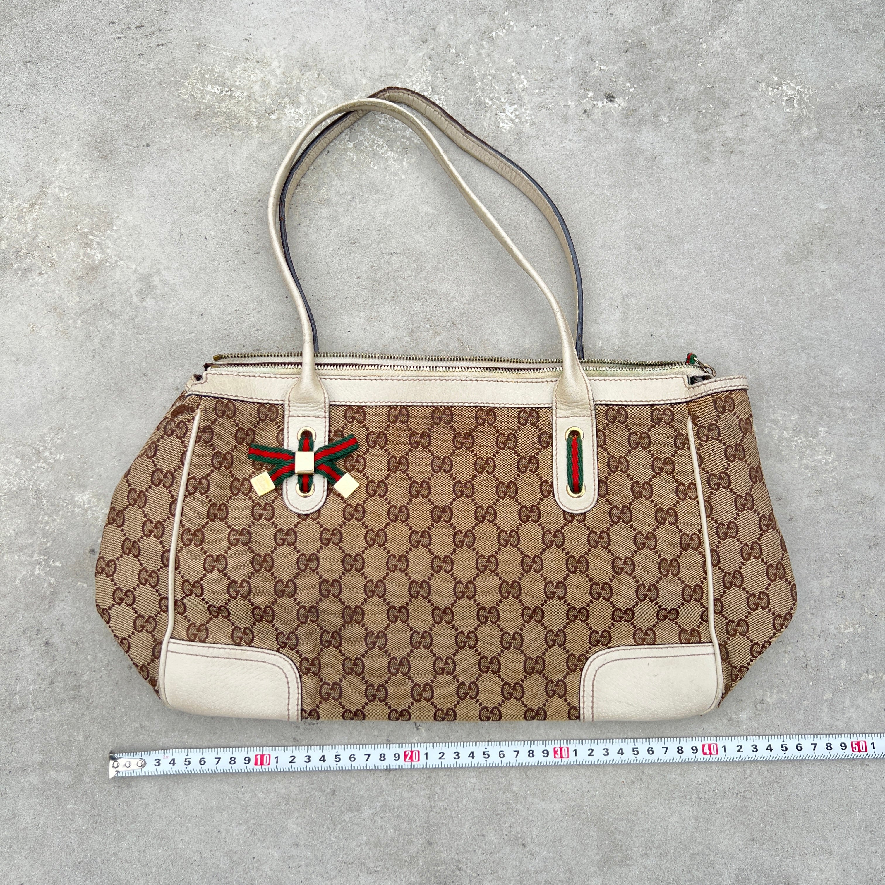 Gucci | Vintage GG Monogram Canvas Cream Leather Shoulder Bag Medium