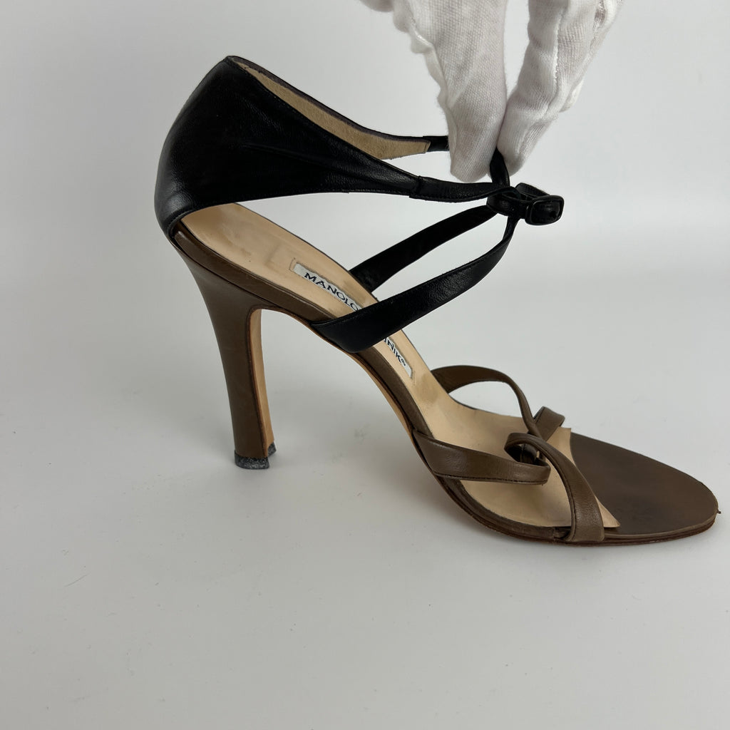 Manolo Blahnik | Black Brown Two Tone Ankle Strap Wrap Buckle Heels (36)
