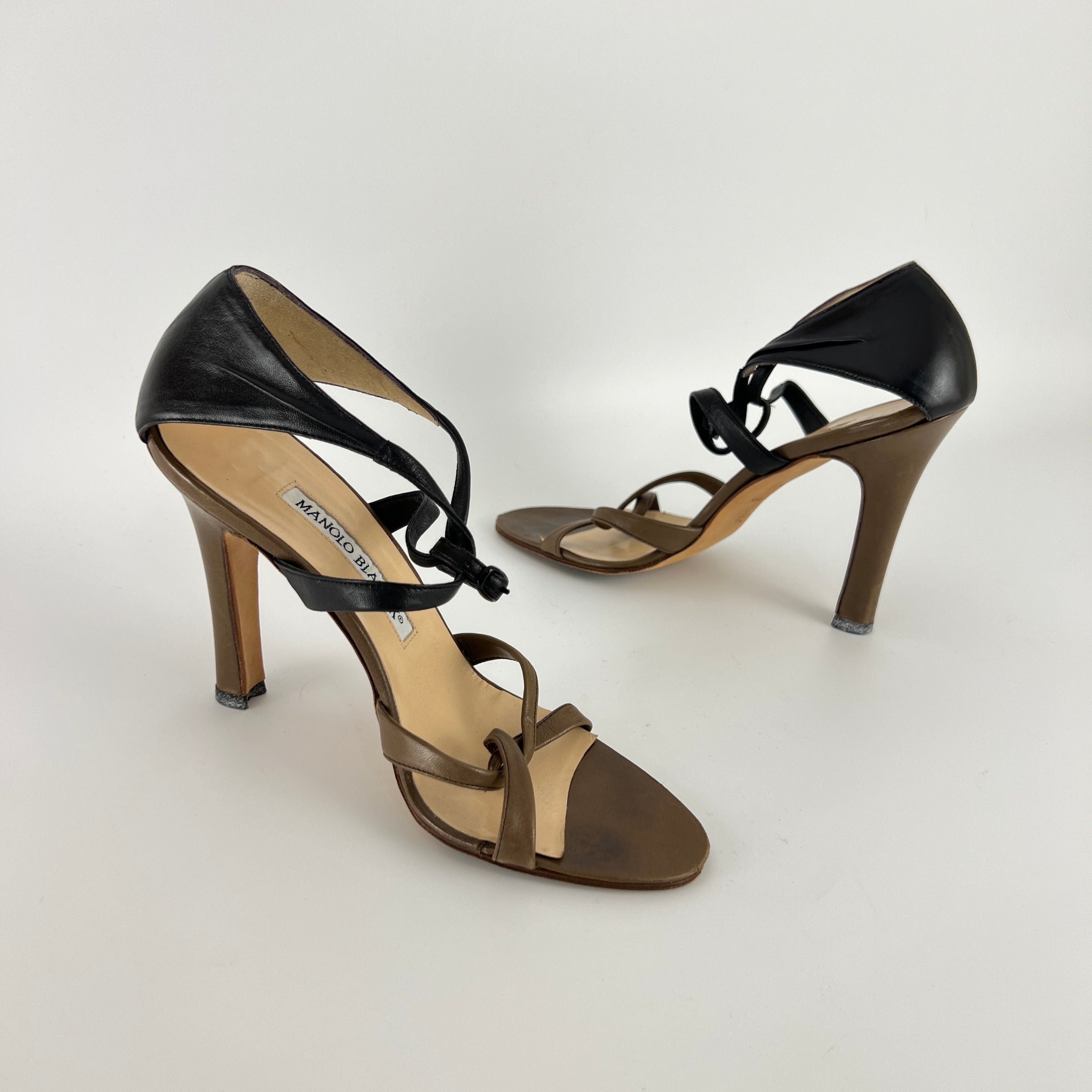 Manolo Blahnik | Black Brown Two Tone Ankle Strap Wrap Buckle Heels (36)
