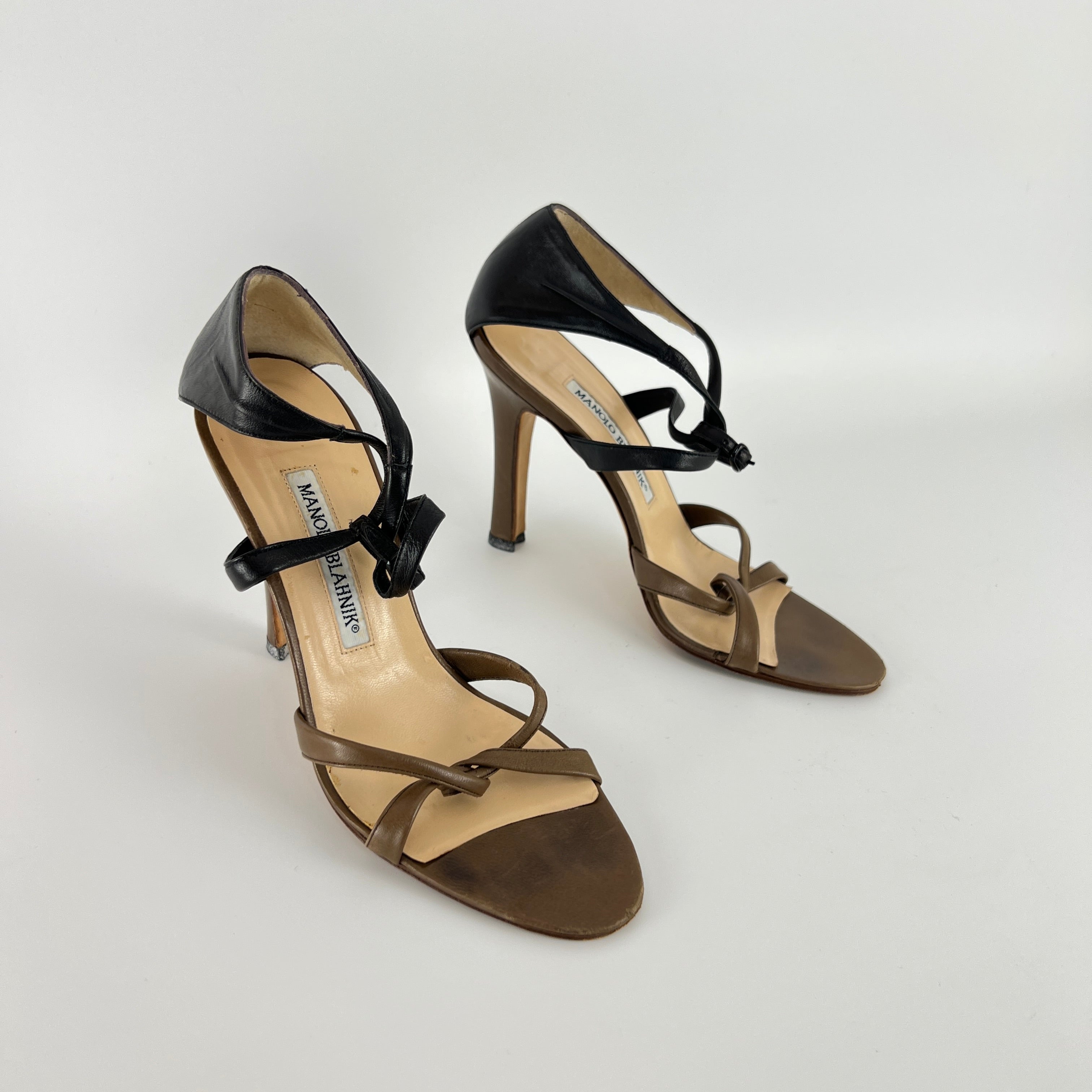 Manolo Blahnik | Black Brown Two Tone Ankle Strap Wrap Buckle Heels (36)