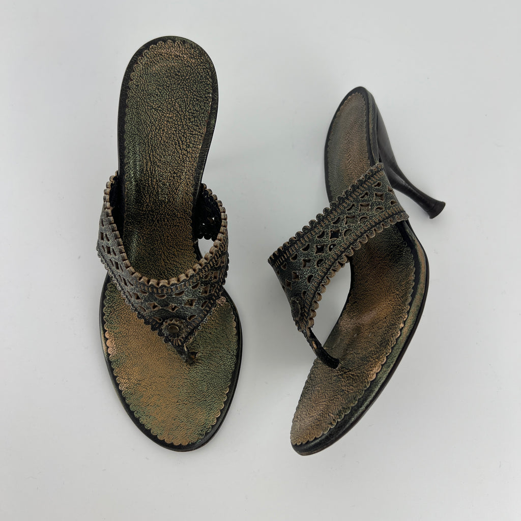 L'Autre Chose | Metallic Green Leather Geometric Thong Sandal Heels (35)
