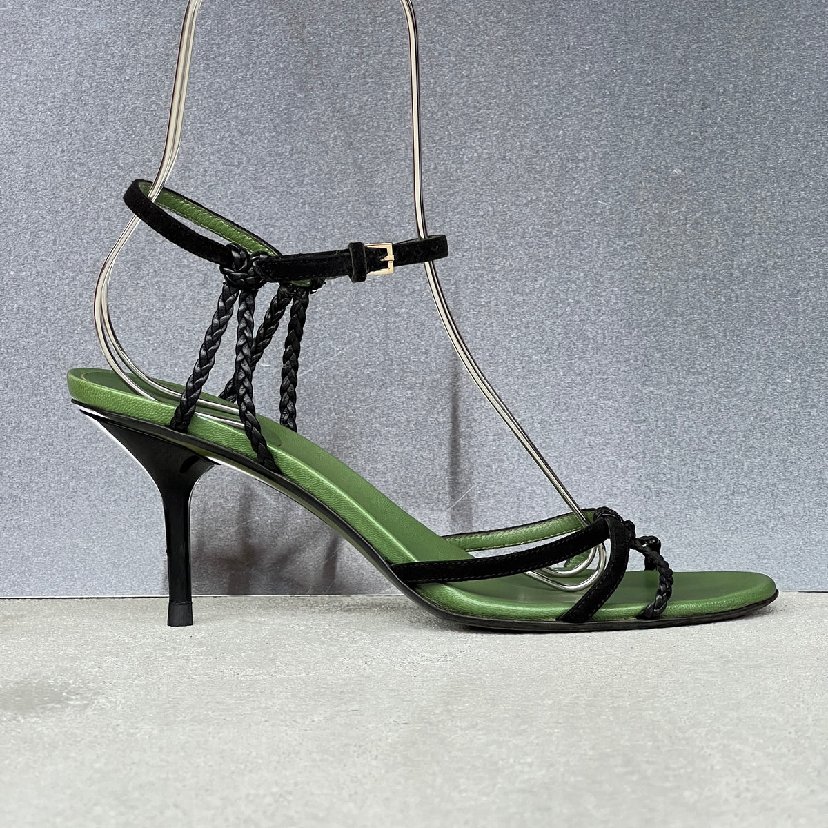 Gucci | 1997 Archival Tom Ford Era Black Leather Green Insole Sandal Heels (36)