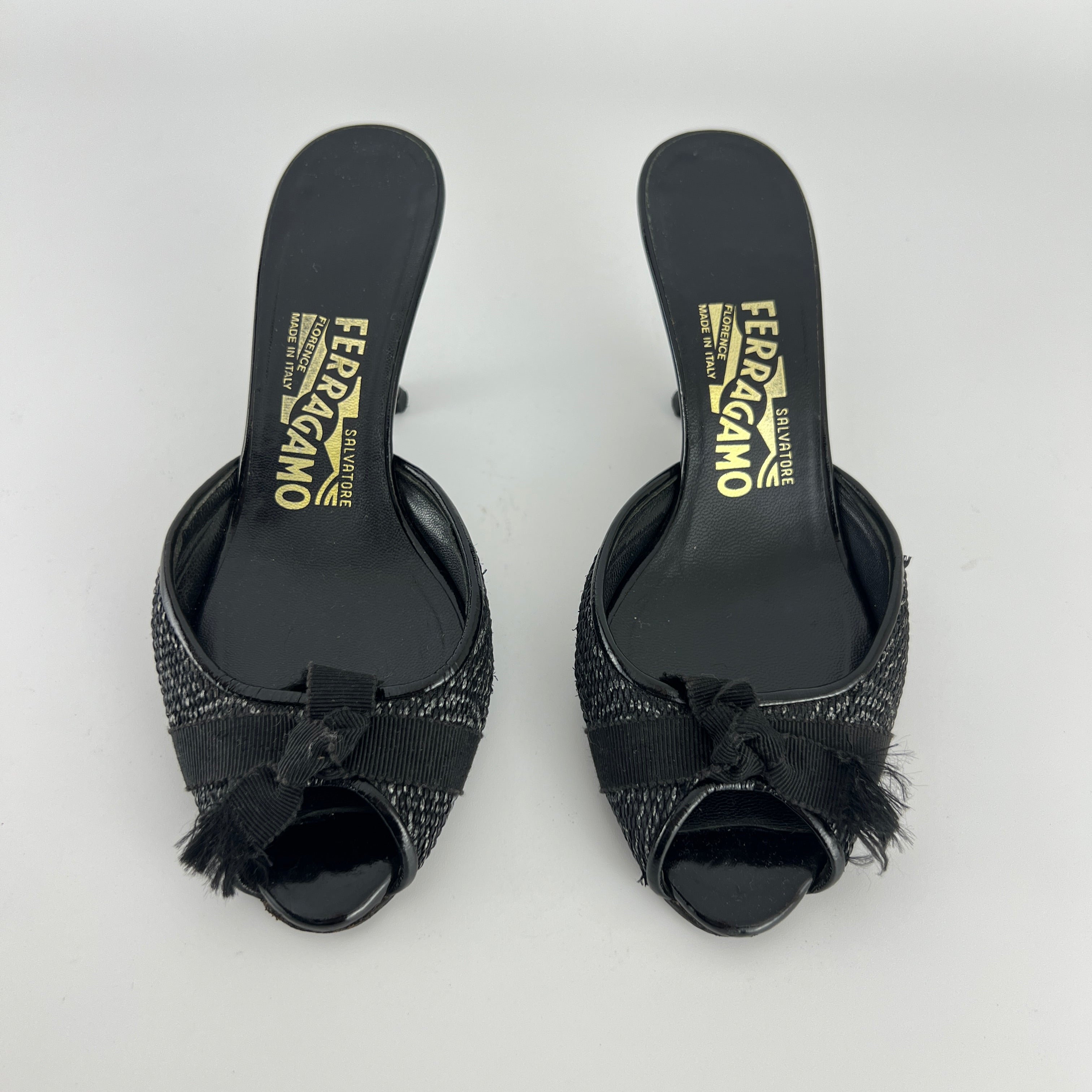 Ferragamo | Black Bow Ribbon Leather Stiletto Mules (34.5 , 4.5)