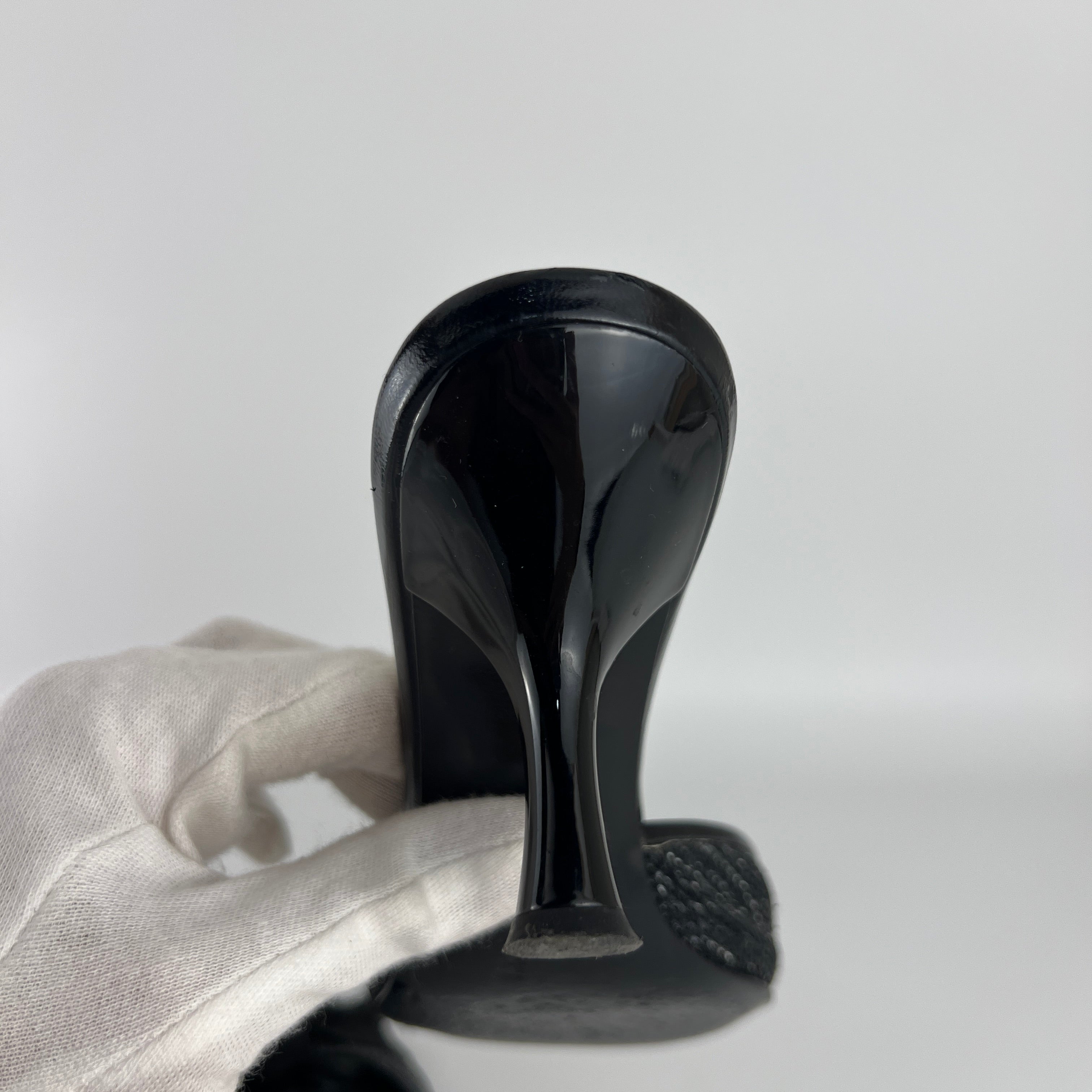 Ferragamo | Black Bow Ribbon Leather Stiletto Mules (34.5 , 4.5)