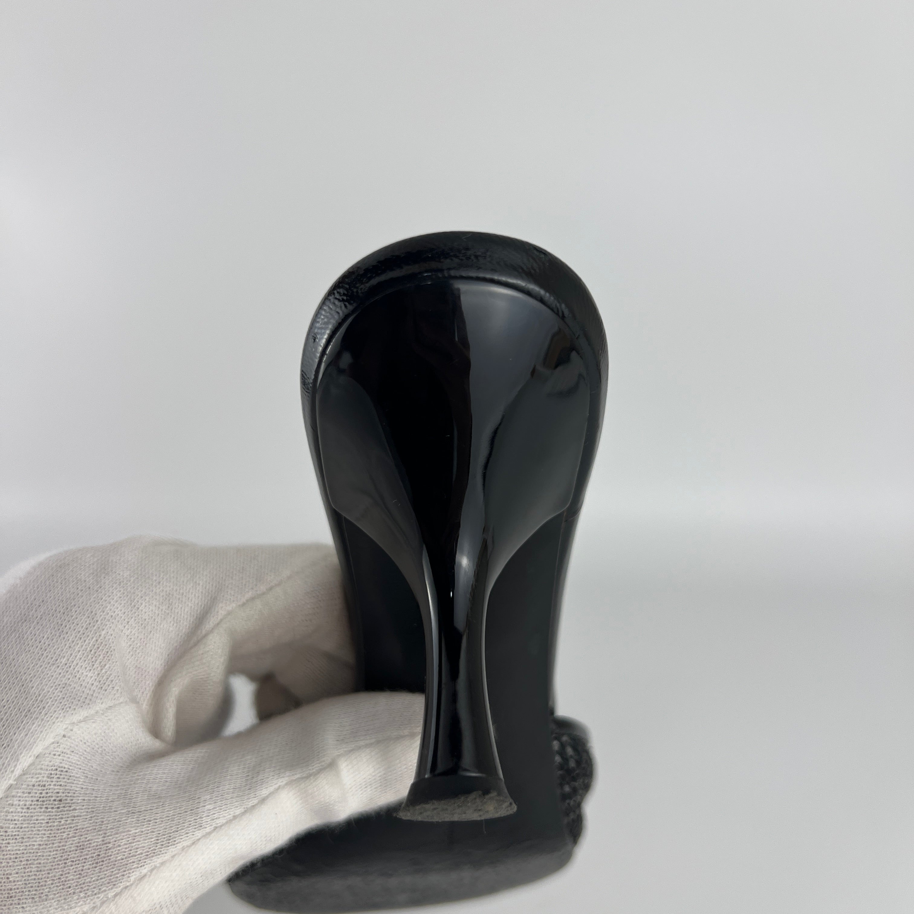 Ferragamo | Black Bow Ribbon Leather Stiletto Mules (34.5 , 4.5)
