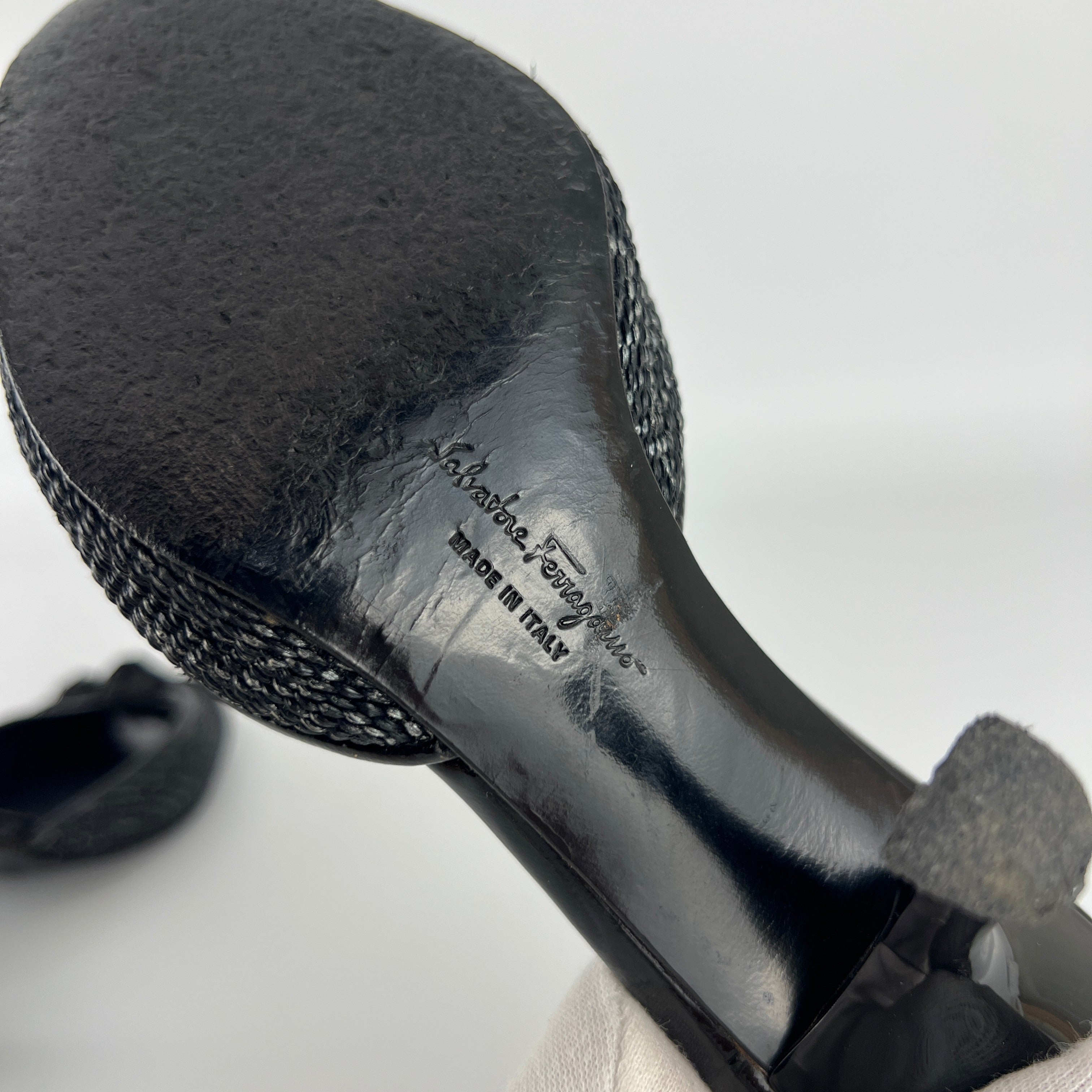 Ferragamo | Black Bow Ribbon Leather Stiletto Mules (34.5 , 4.5)