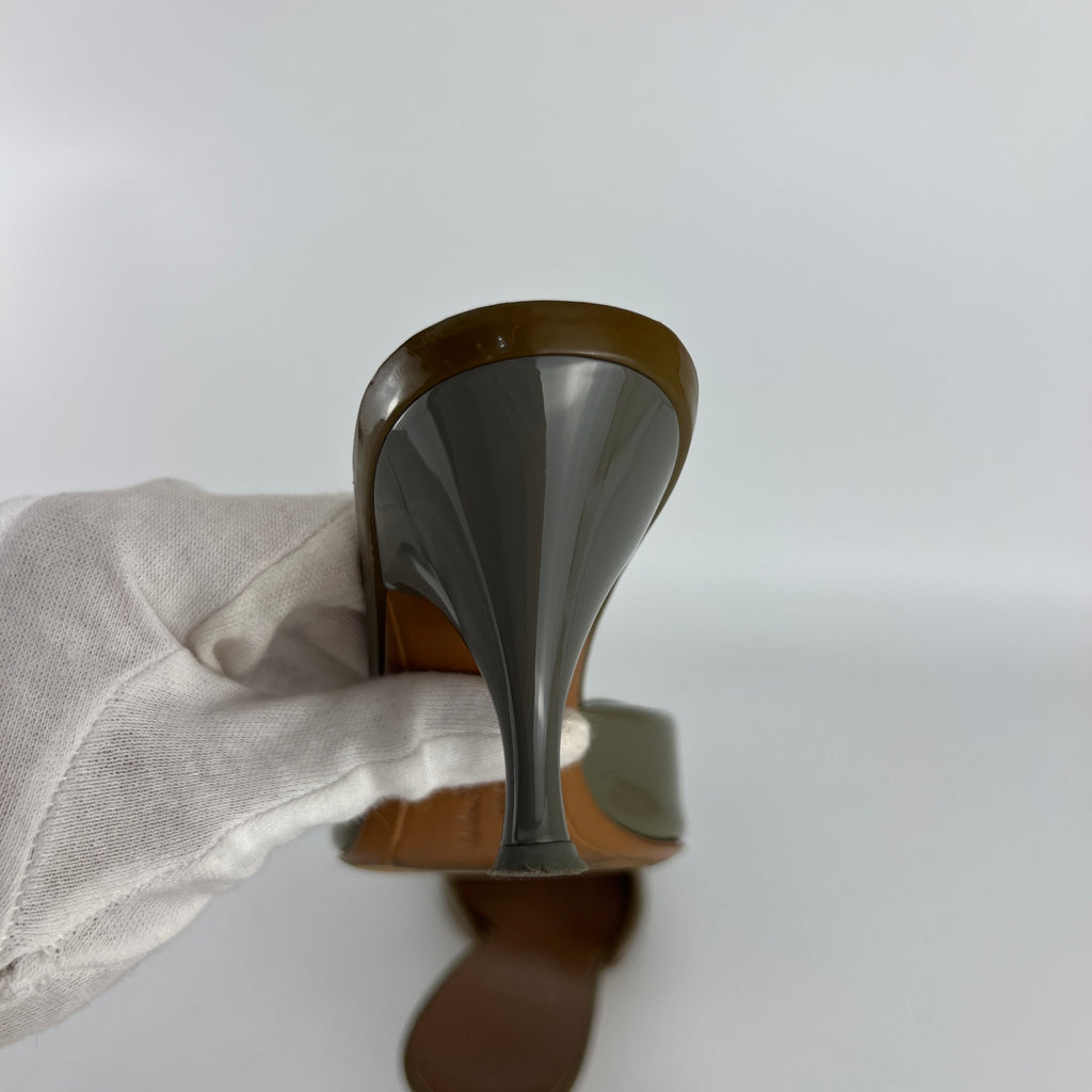 Ferragamo | Vara Bow Khaki Patent Leather Peep Toe Sandal Slide Mules (35.5, 5.5)