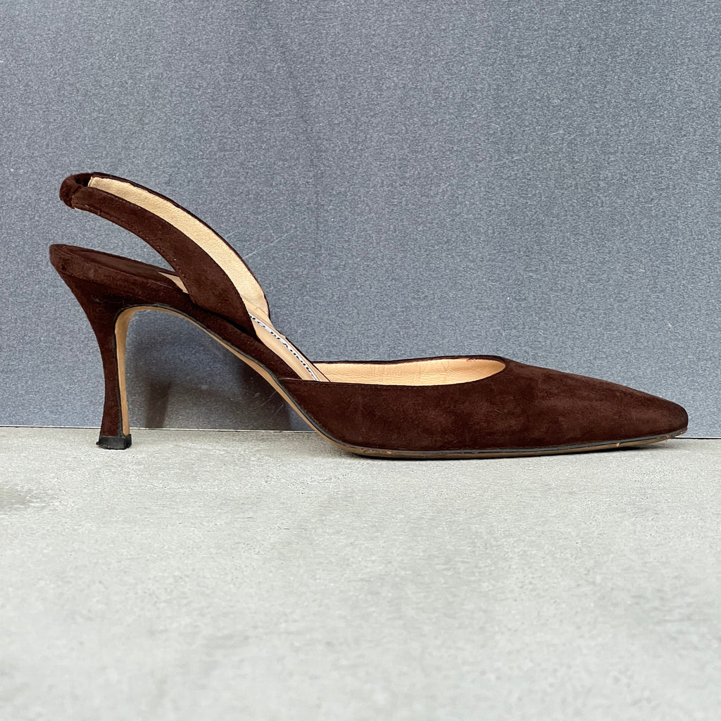 Manolo Blahnik | Carolyne Brown Suede Leather Pointed Toe Slingback Heel (38)