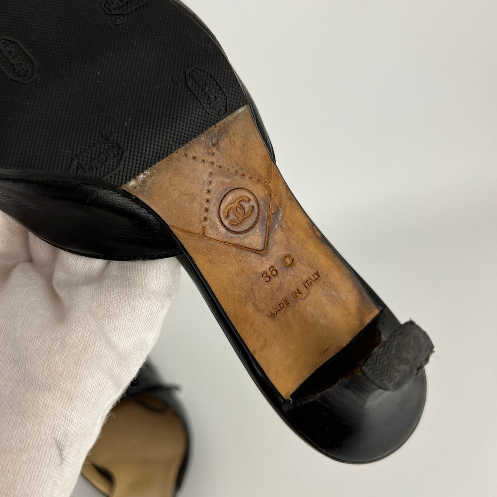 Chanel | Vintage Black Leather CC Logo Ribbon Bow Pointed Toe Kitten Mules (36)