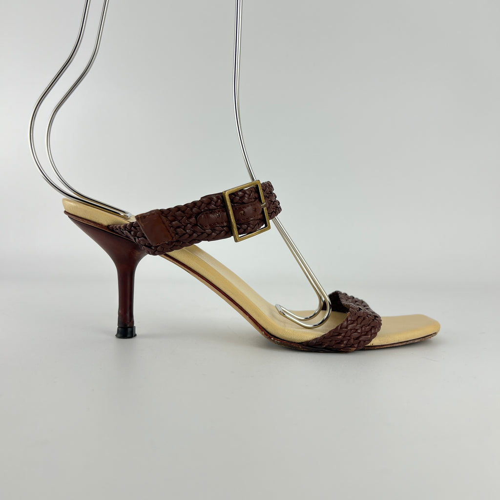 Gucci | Vintage Brown Leather Braided Straps Buckle Slide Mules (35.5)