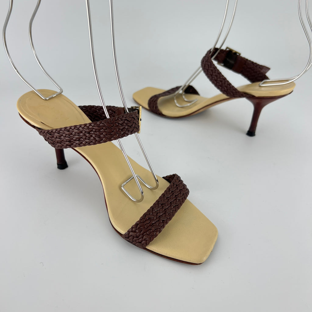 Gucci | Vintage Brown Leather Braided Straps Buckle Slide Mules (35.5)