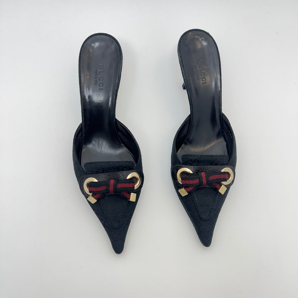 Gucci | Black Leather Canvas Pointed Toe Ribbon Gold Hardware Mules (35.5)