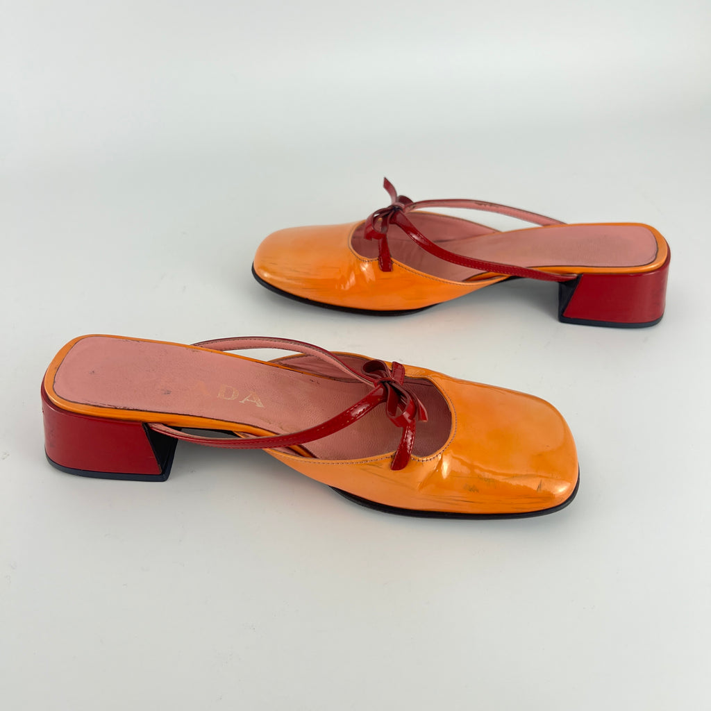 Prada | Vintage 90s Orange Red Patent Leather Bow Block Kitten Heel Mule (35.5)