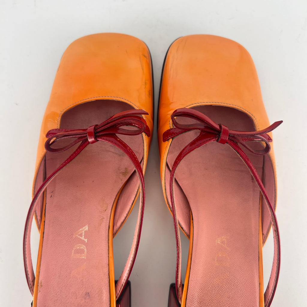 Prada | Vintage 90s Orange Red Patent Leather Bow Block Kitten Heel Mule (35.5)