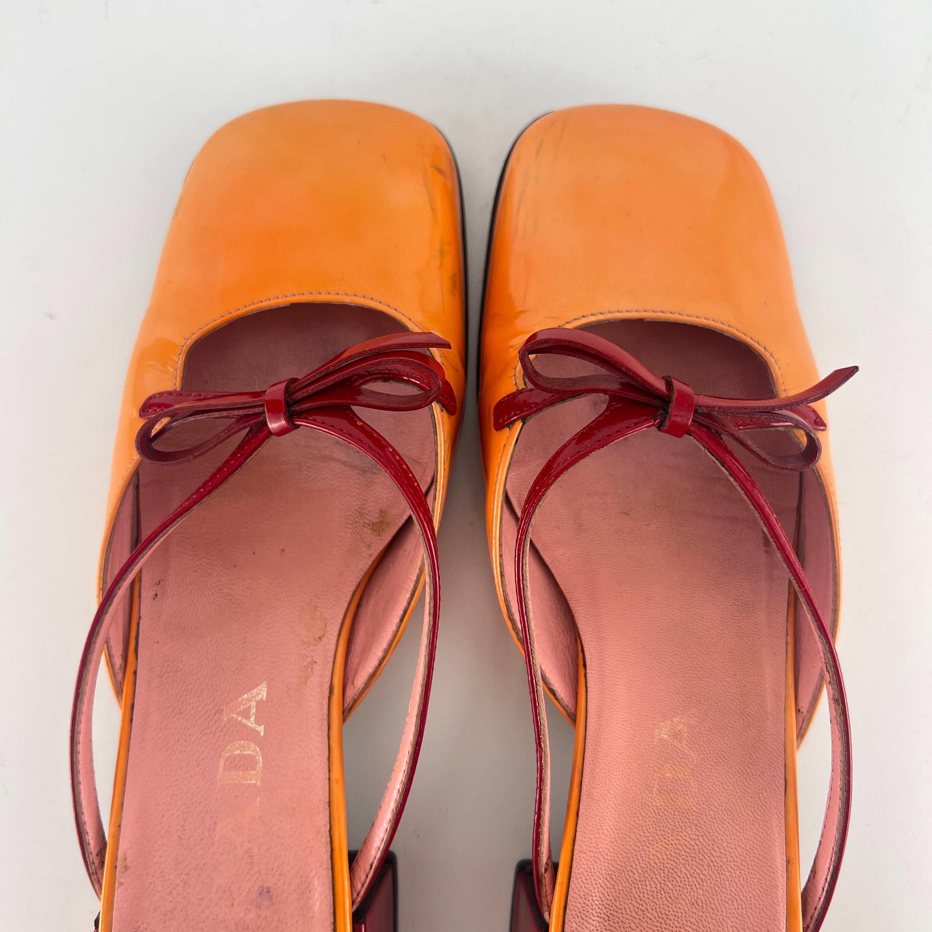 Prada | Vintage 90s Orange Red Patent Leather Bow Block Kitten Heel Mule (35.5)