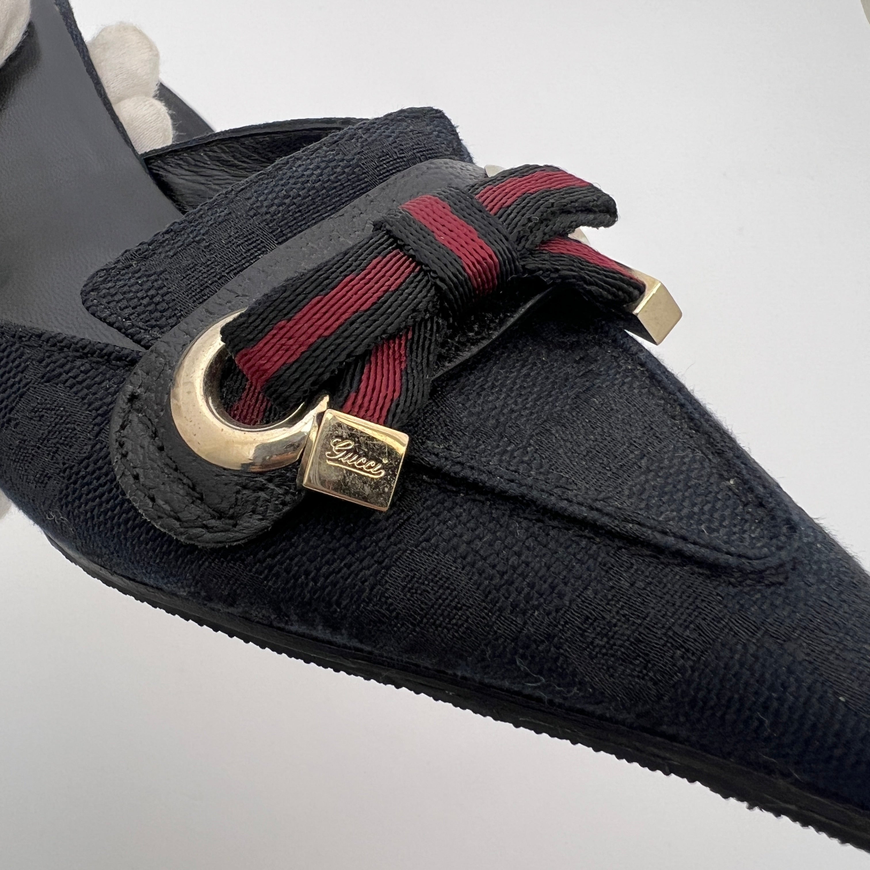 Gucci | Black Leather Canvas Pointed Toe Ribbon Gold Hardware Mules (35.5)