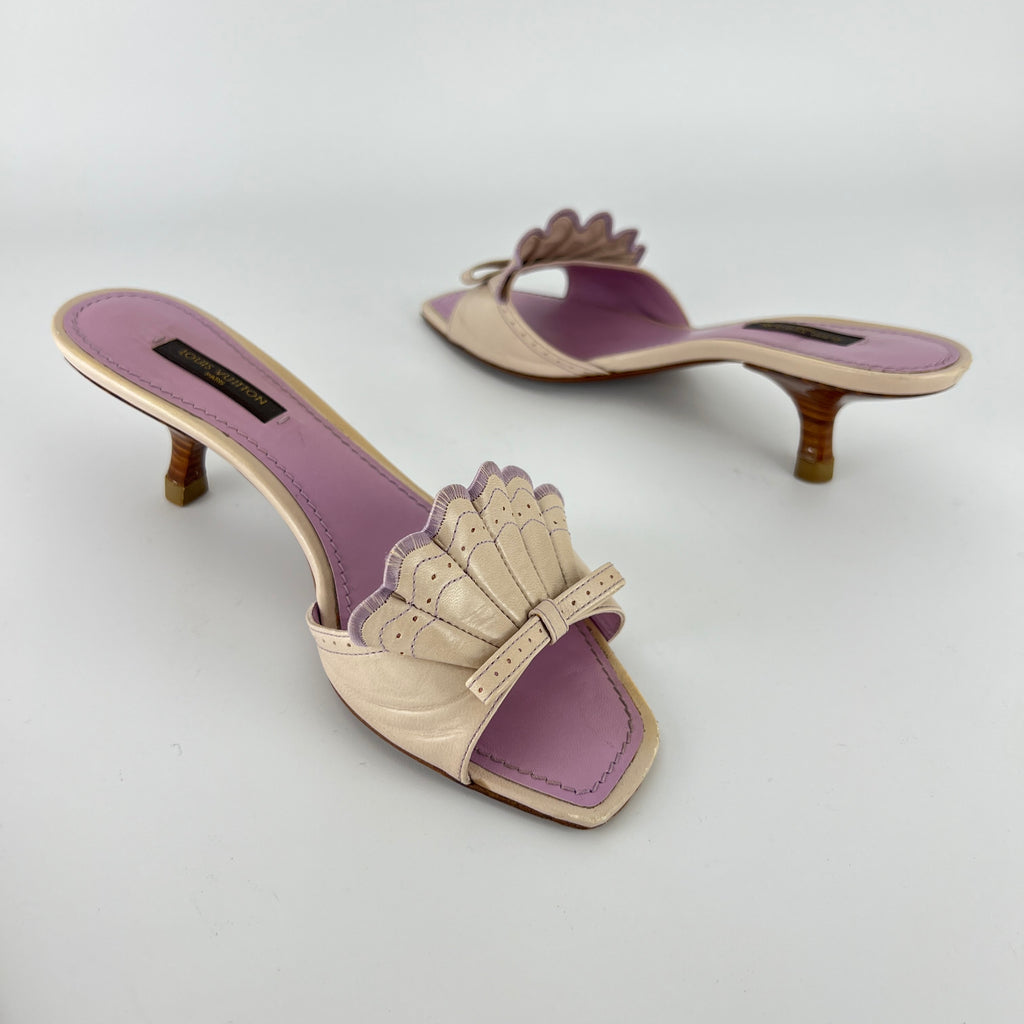Louis Vuitton | Vintage Scallop Fan Lavender Beige Leather Kitten Heel Mules (35)