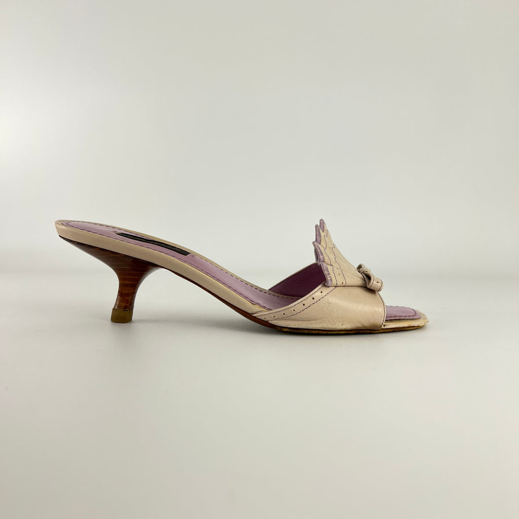 Louis Vuitton | Vintage Scallop Fan Lavender Beige Leather Kitten Heel Mules (35)