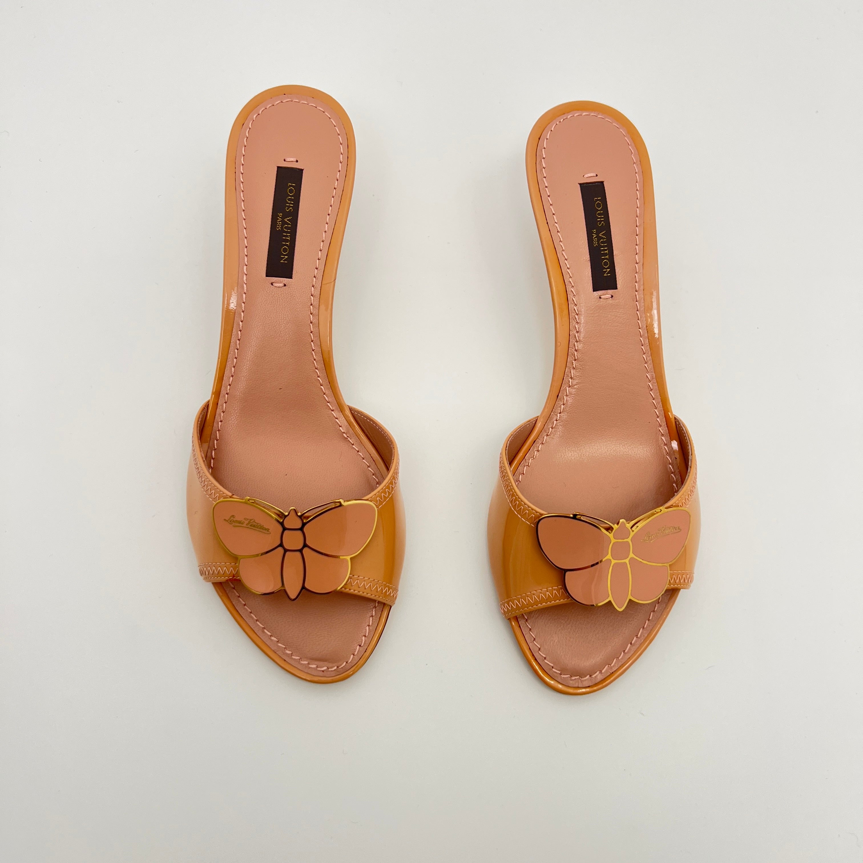 Louis Vuitton | Nude Pink Butterfly Logo Patent Leather Mules Unworn (35.5)