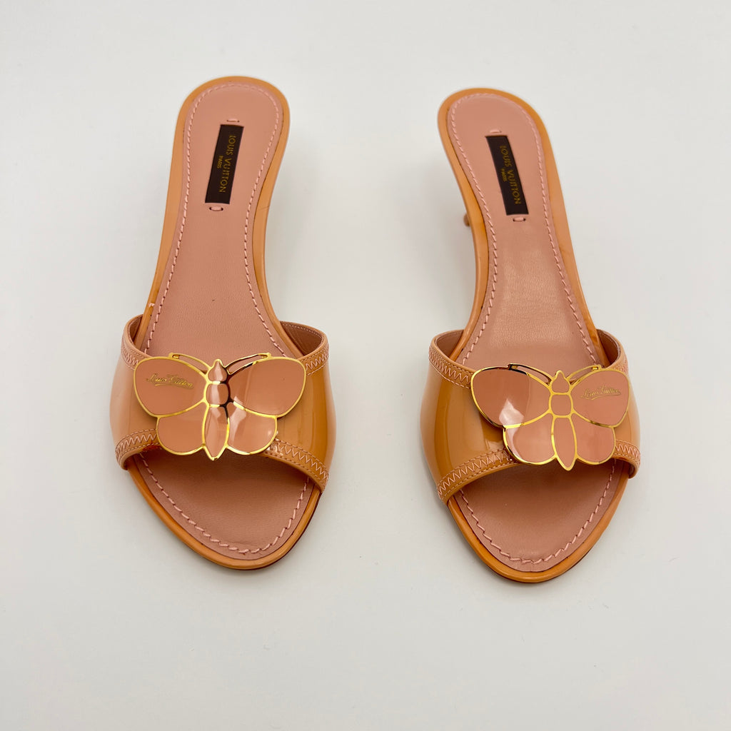 Louis Vuitton | Nude Pink Butterfly Logo Patent Leather Mules Unworn (35.5)