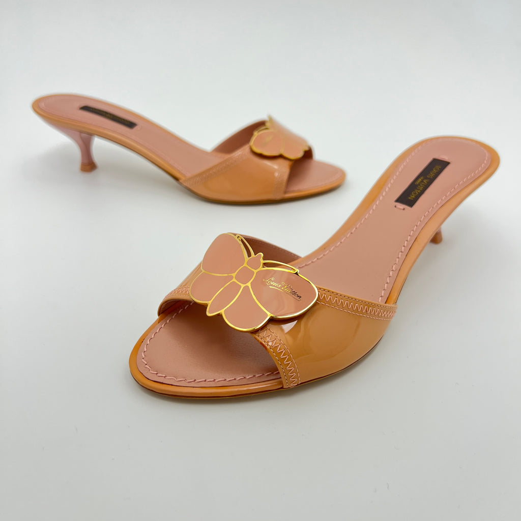 Louis Vuitton | Nude Pink Butterfly Logo Patent Leather Mules Unworn (35.5)