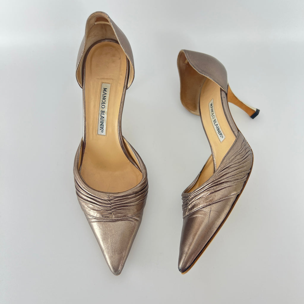Manolo Blahnik | Metallic Silver Pointed Toe D'Orsay Pumps (39.5)