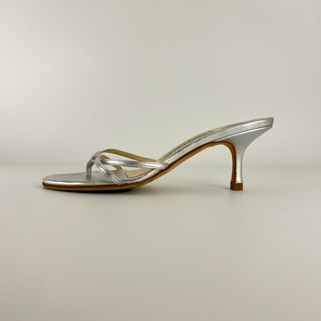 Jimmy Choo | Vintage Nimbus Metallic Silver Thong Strappy Sandal Slide Mules (35.5)